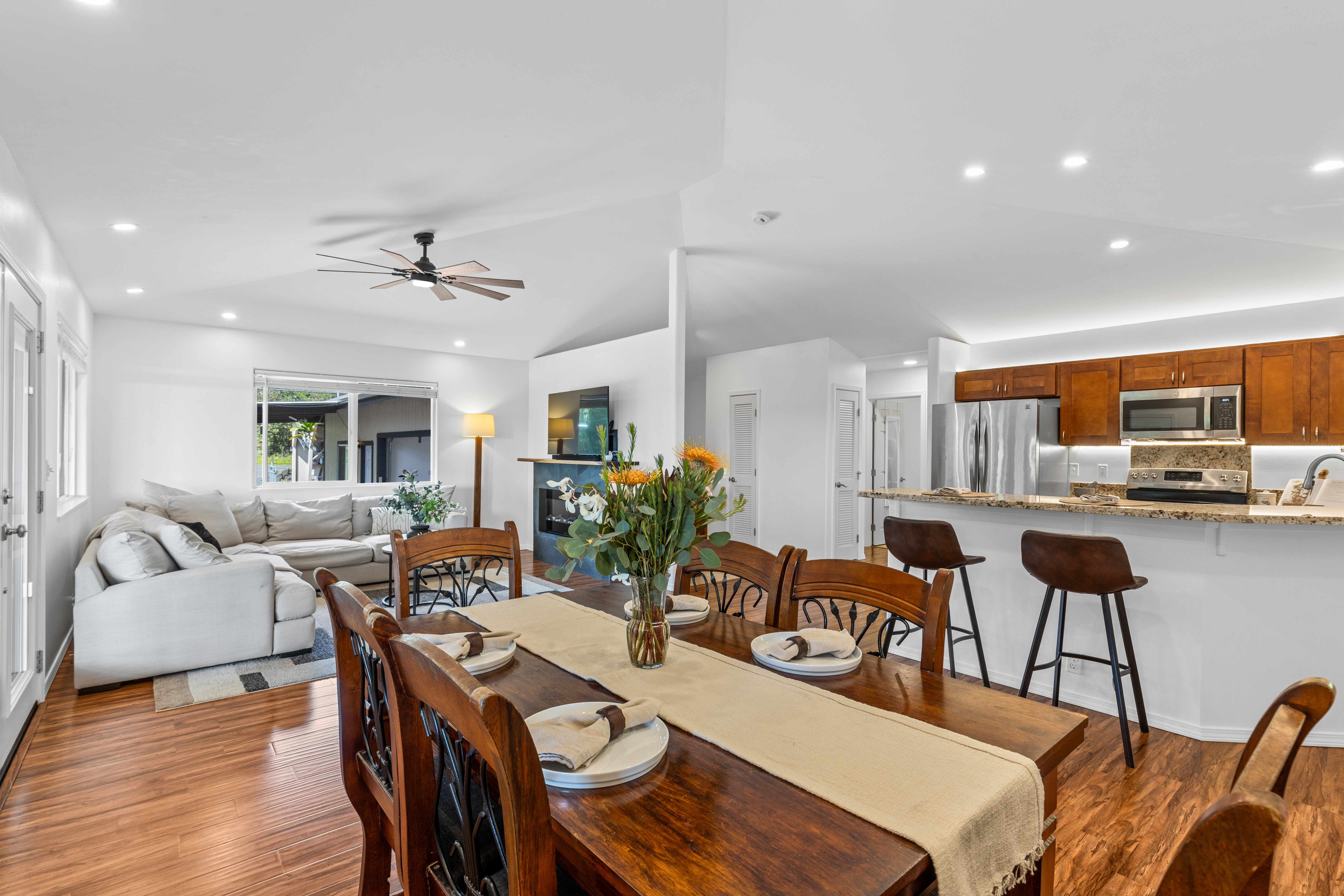 Mountain View, HI 96760,16-1241 MOHO RD