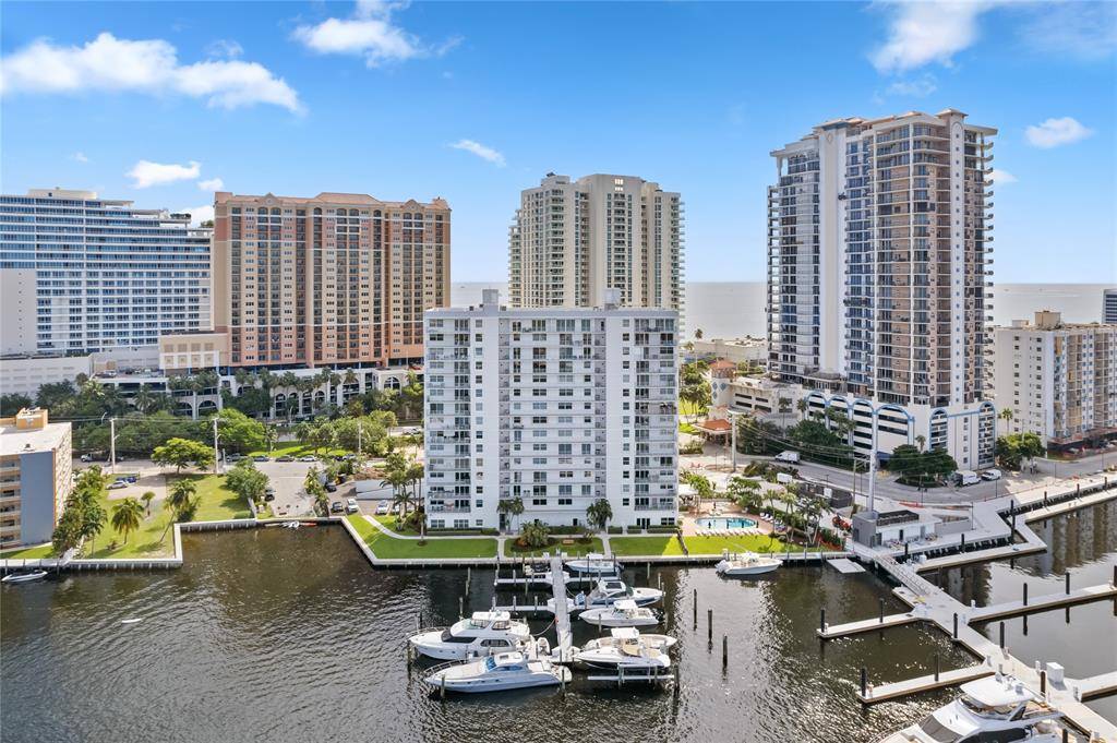 Fort Lauderdale, FL 33316,77 S Birch Rd #12C