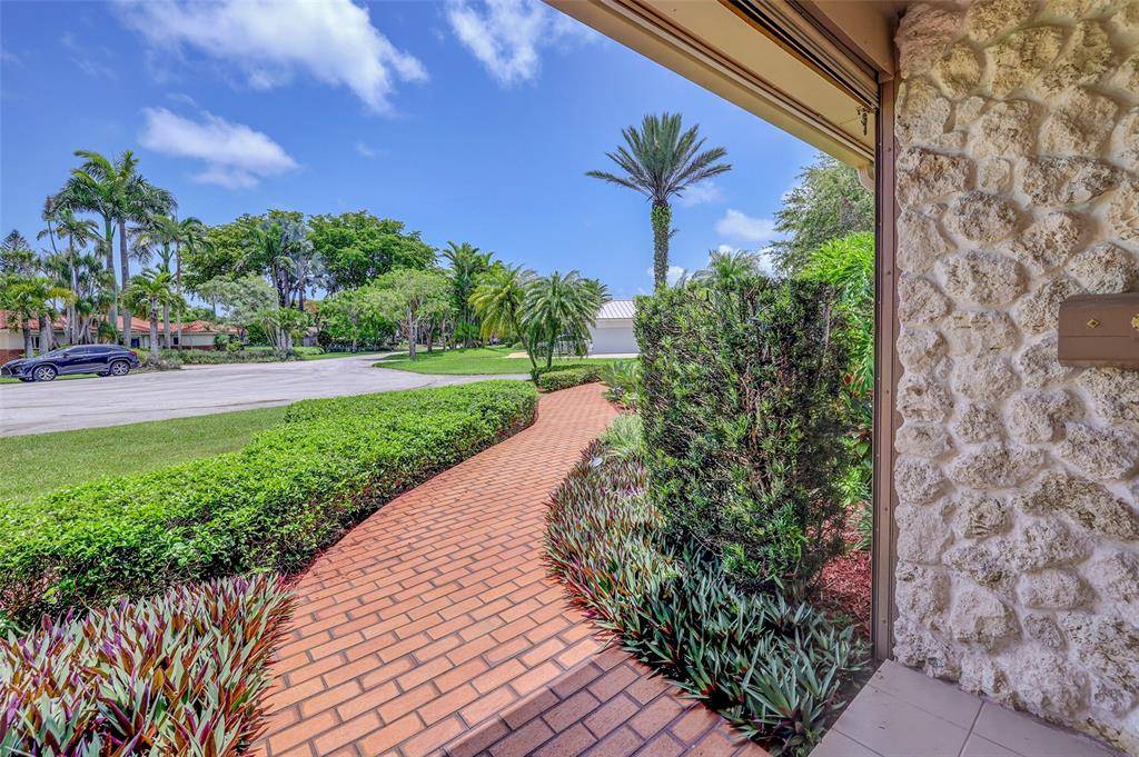 Pinecrest, FL 33156,11000 SW 75th Ct