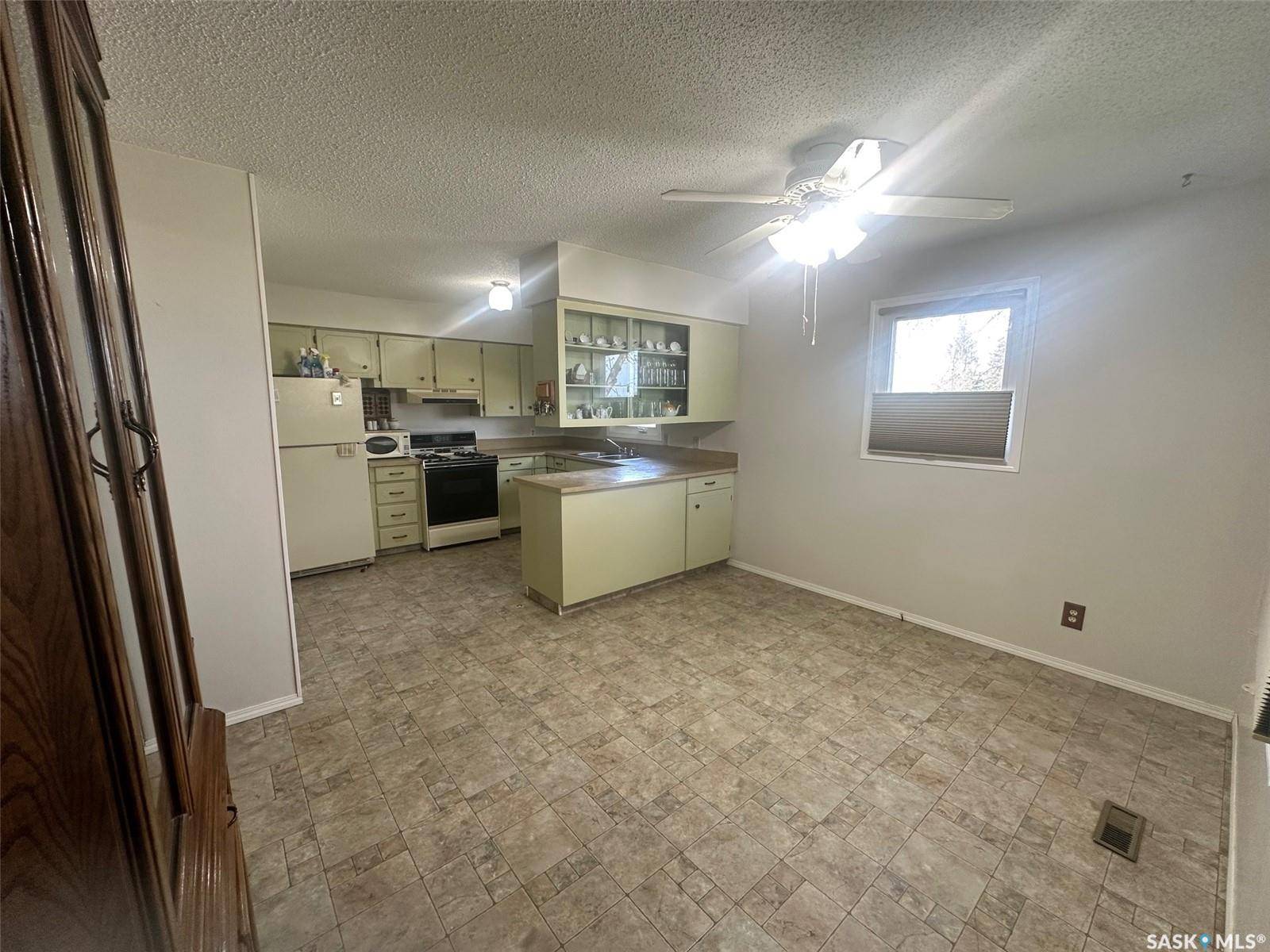 Hudson Bay, SK S0E 0E0,610 Hudson STREET