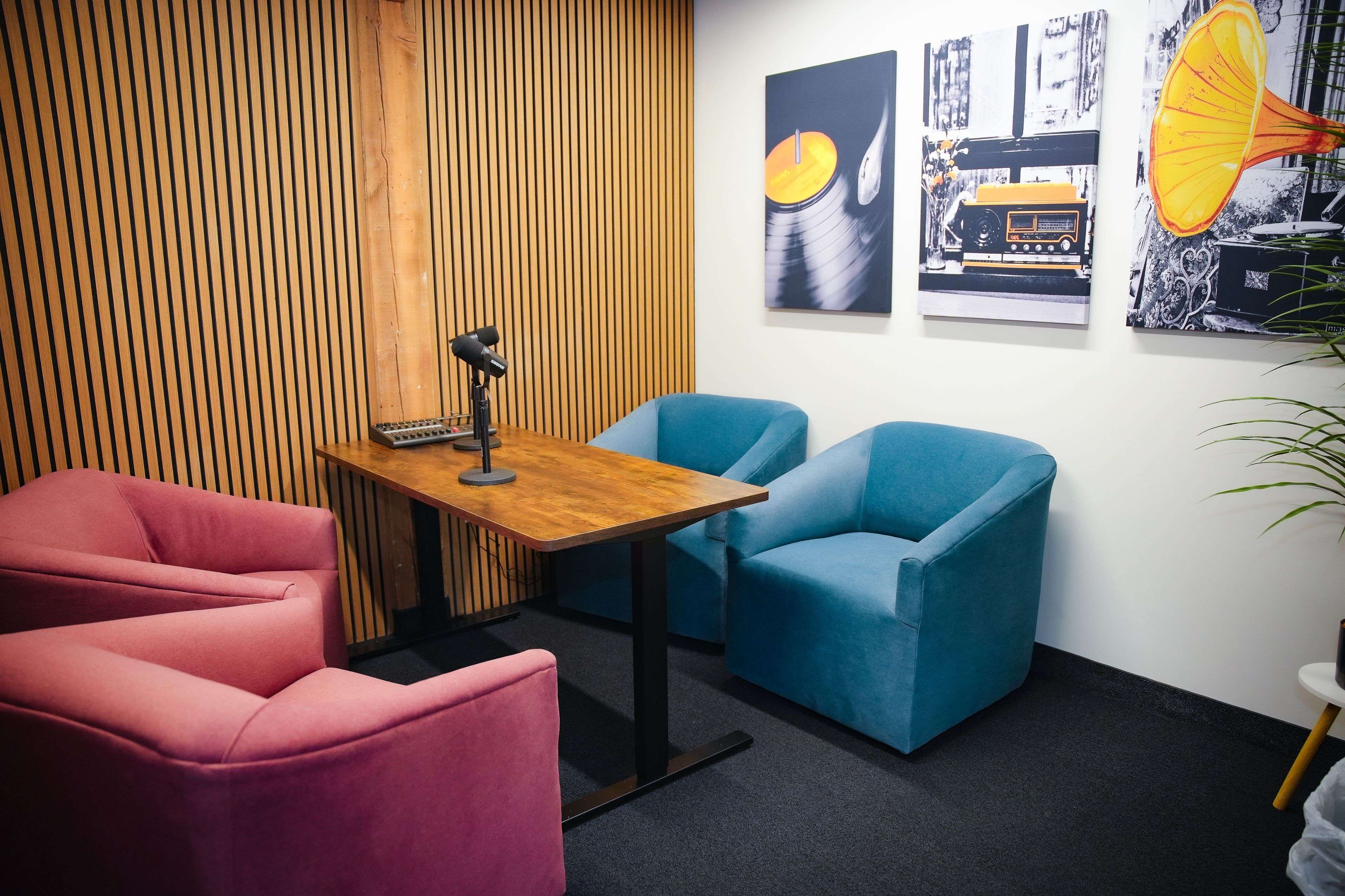 Kitchener, ON N2G 4Y9,72 Victoria ST S #300 - 20