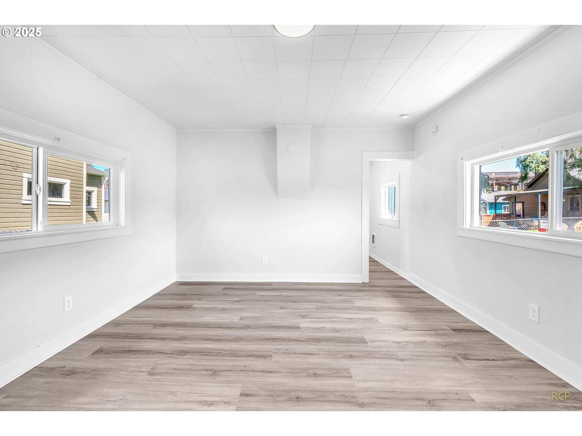 Kelso, WA 98626,203 GRANT ST