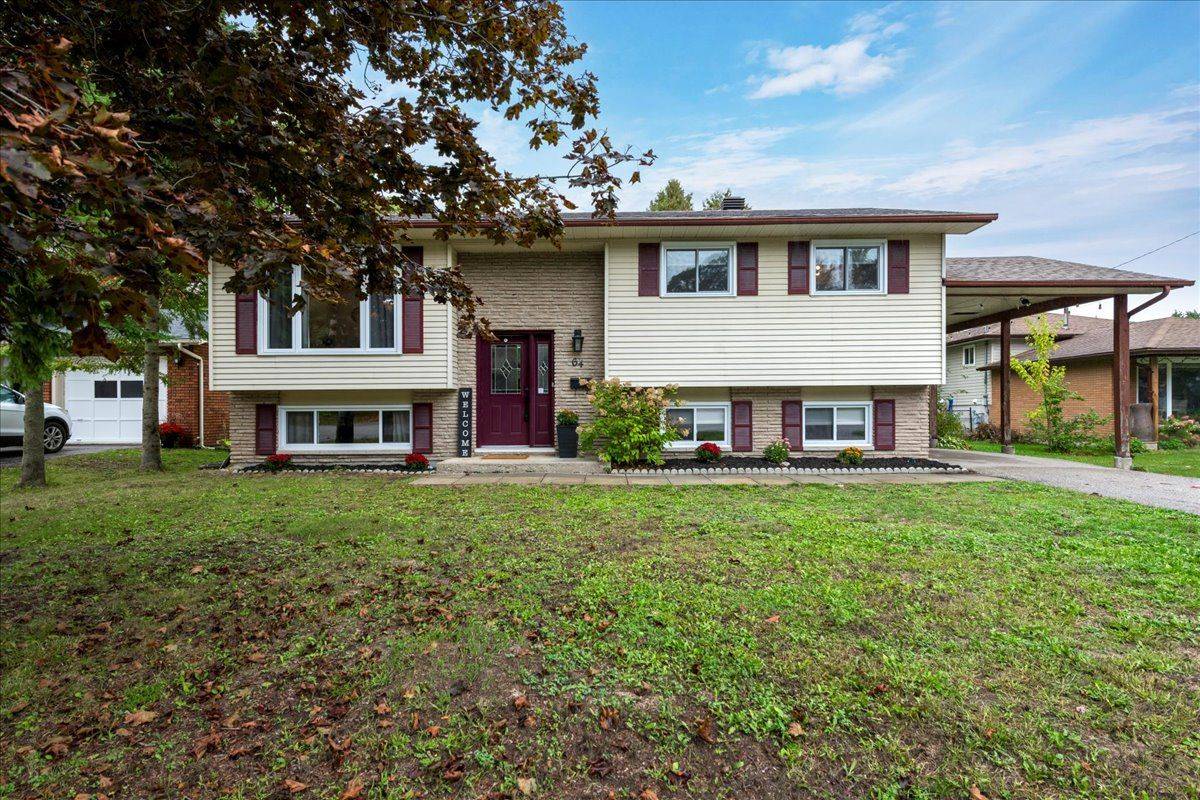 Orillia, ON L3V 4B4,64 Second ST