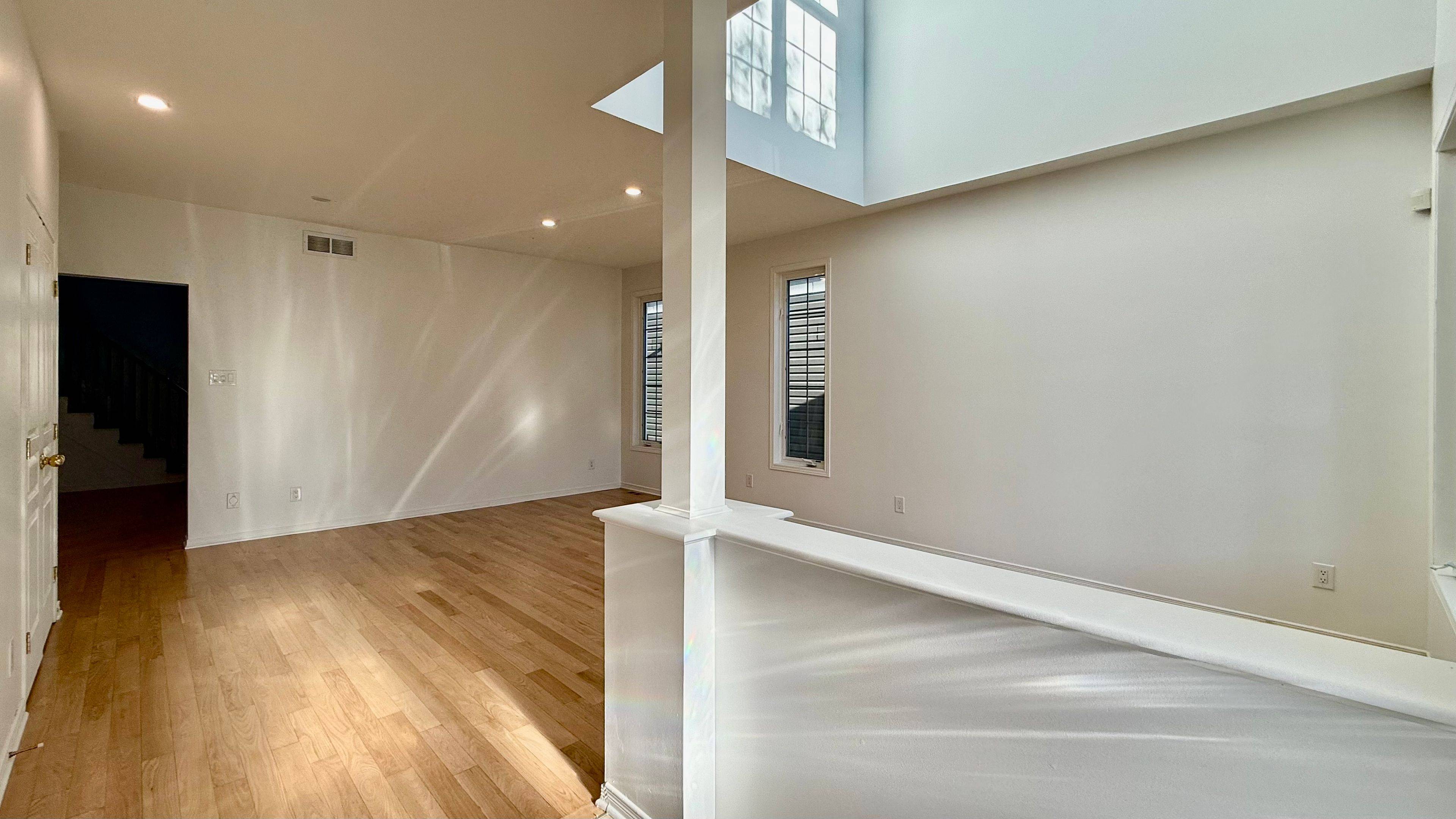 Blossom Park - Airport And Area, ON K1T 0B4,141 Stedman ST