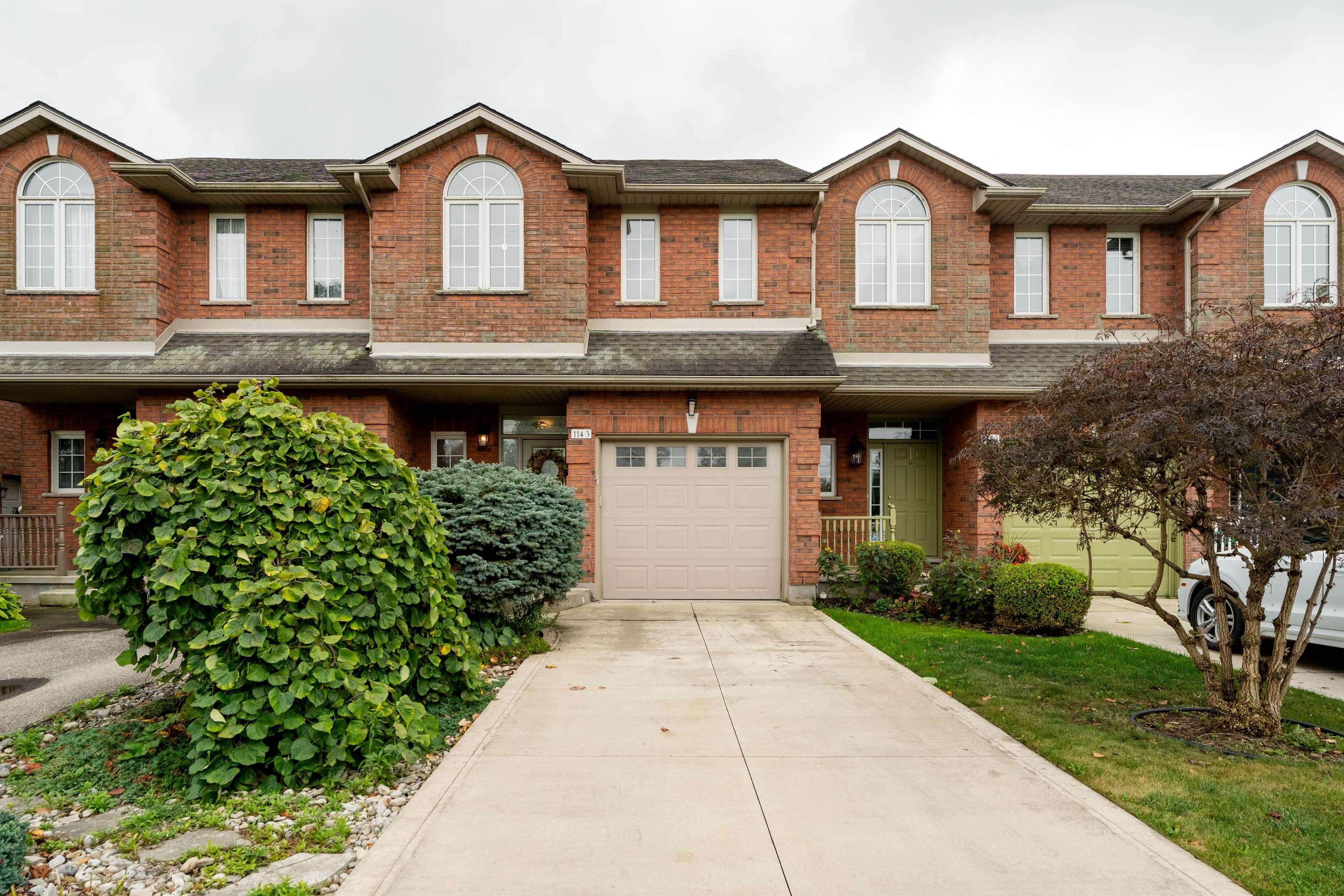 Norfolk, ON N0A 1N7,114 Brown ST #3