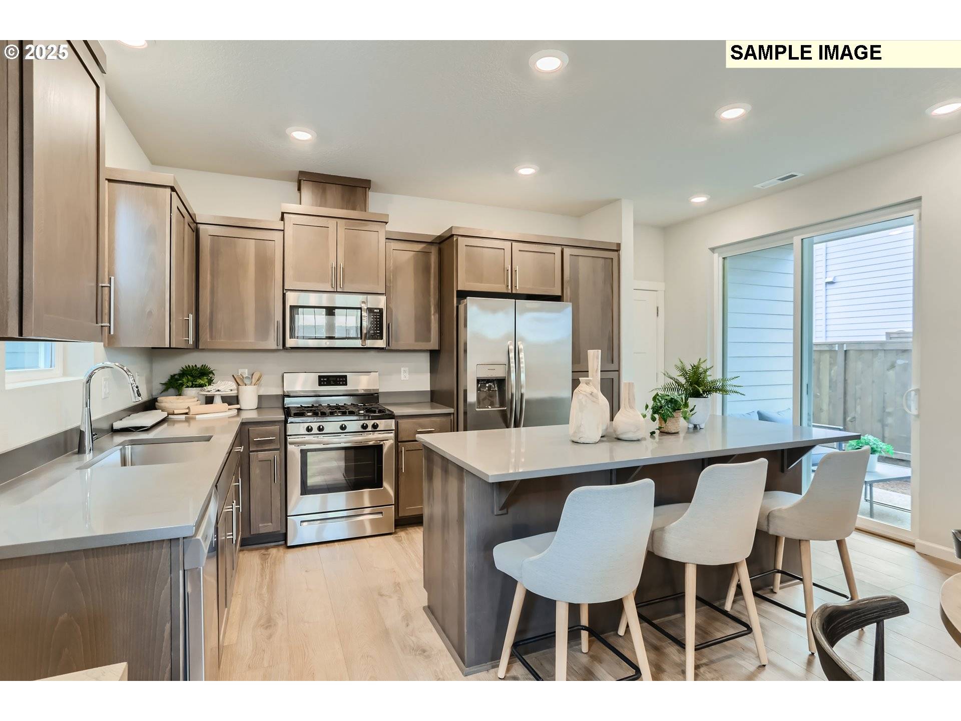 Eugene, OR 97402,1050 Legacy ST