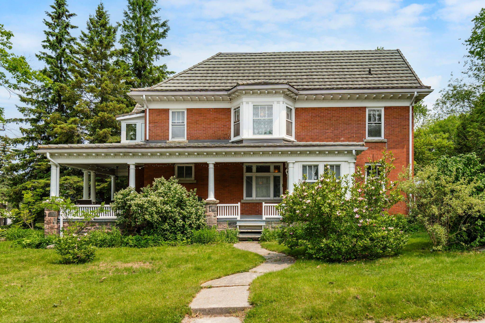 Tay, ON L0K 2A0,117&121 Richard ST