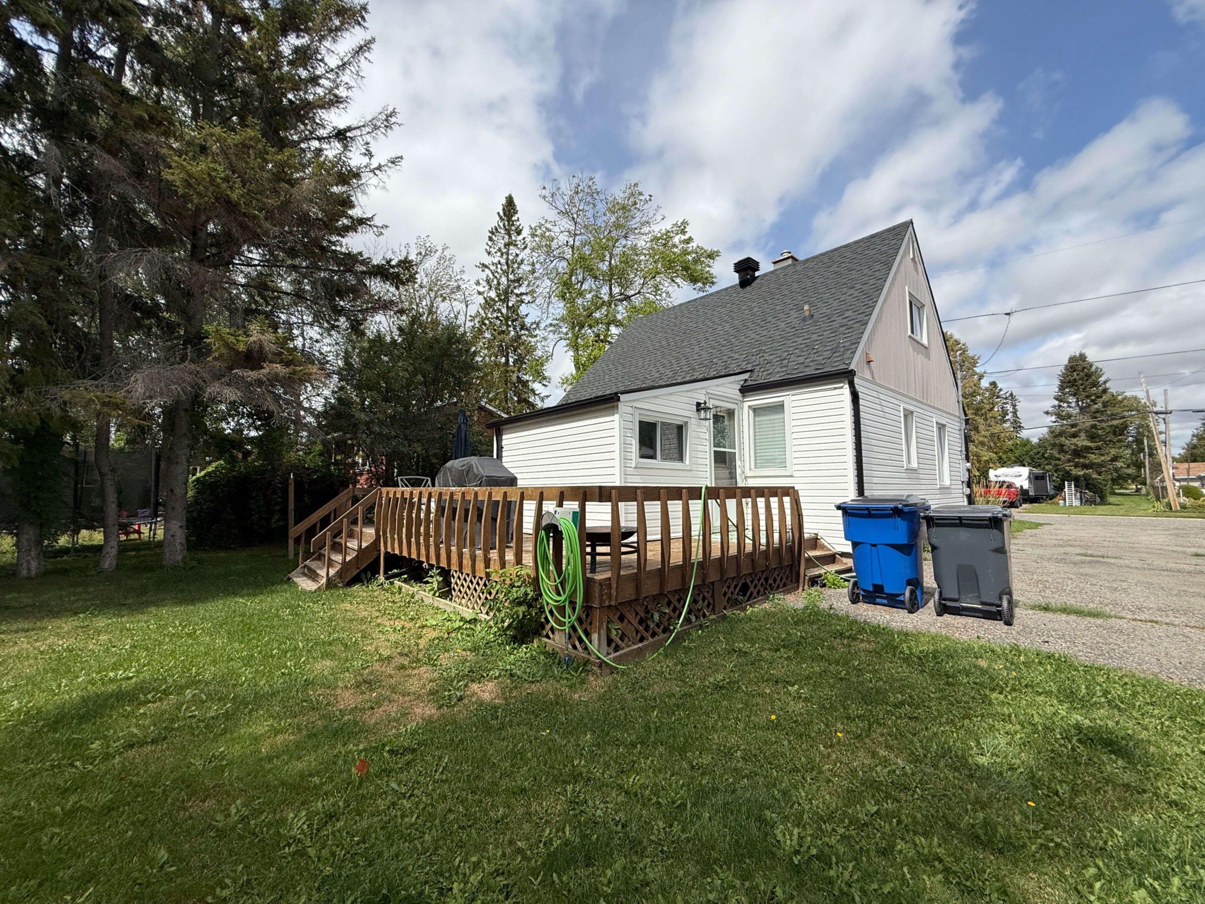 Temiskaming Shores, ON P0J 1P0,158 Haliburton AVE E