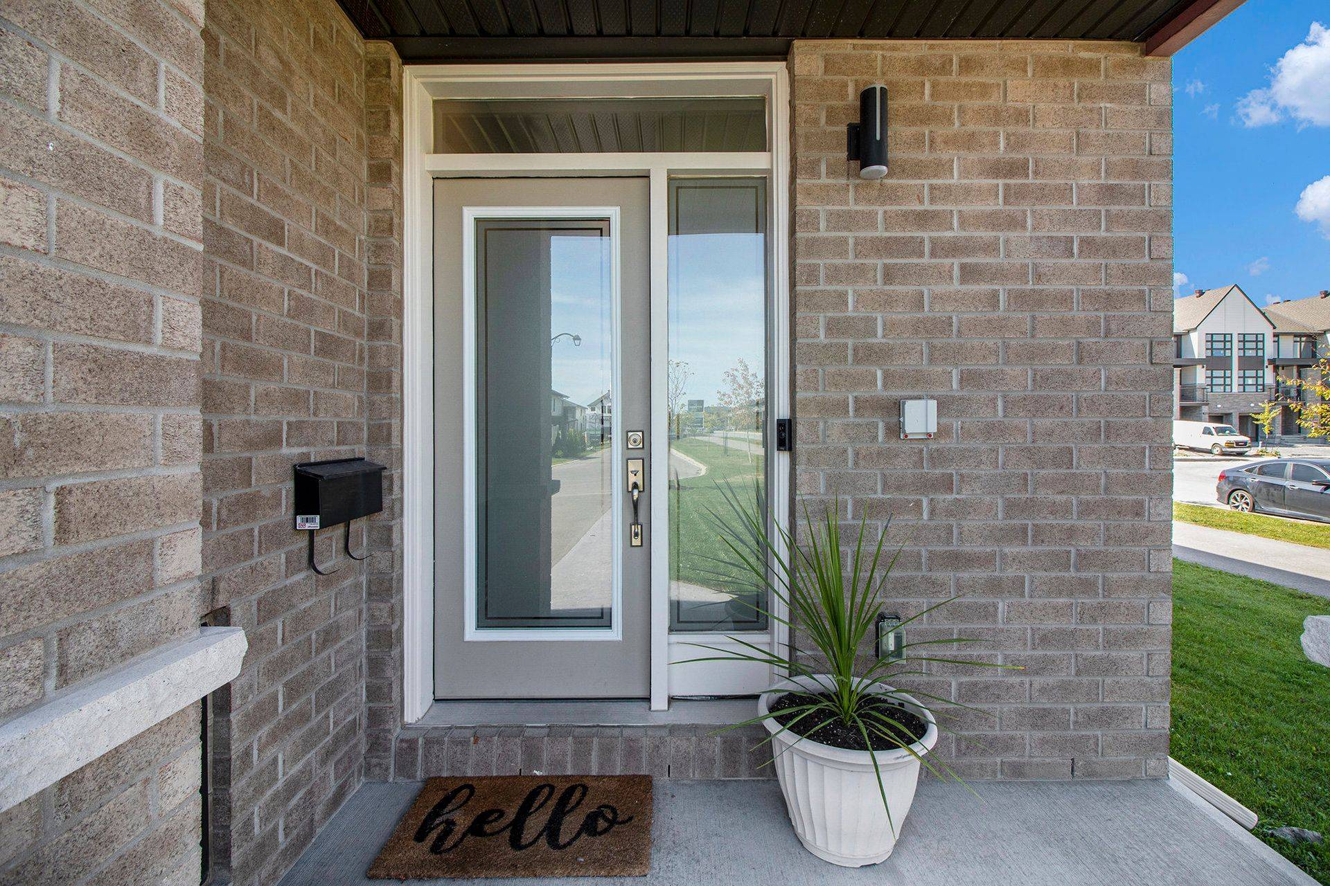 Orleans - Convent Glen And Area, ON K1W 0P4,754 Cairn CRES