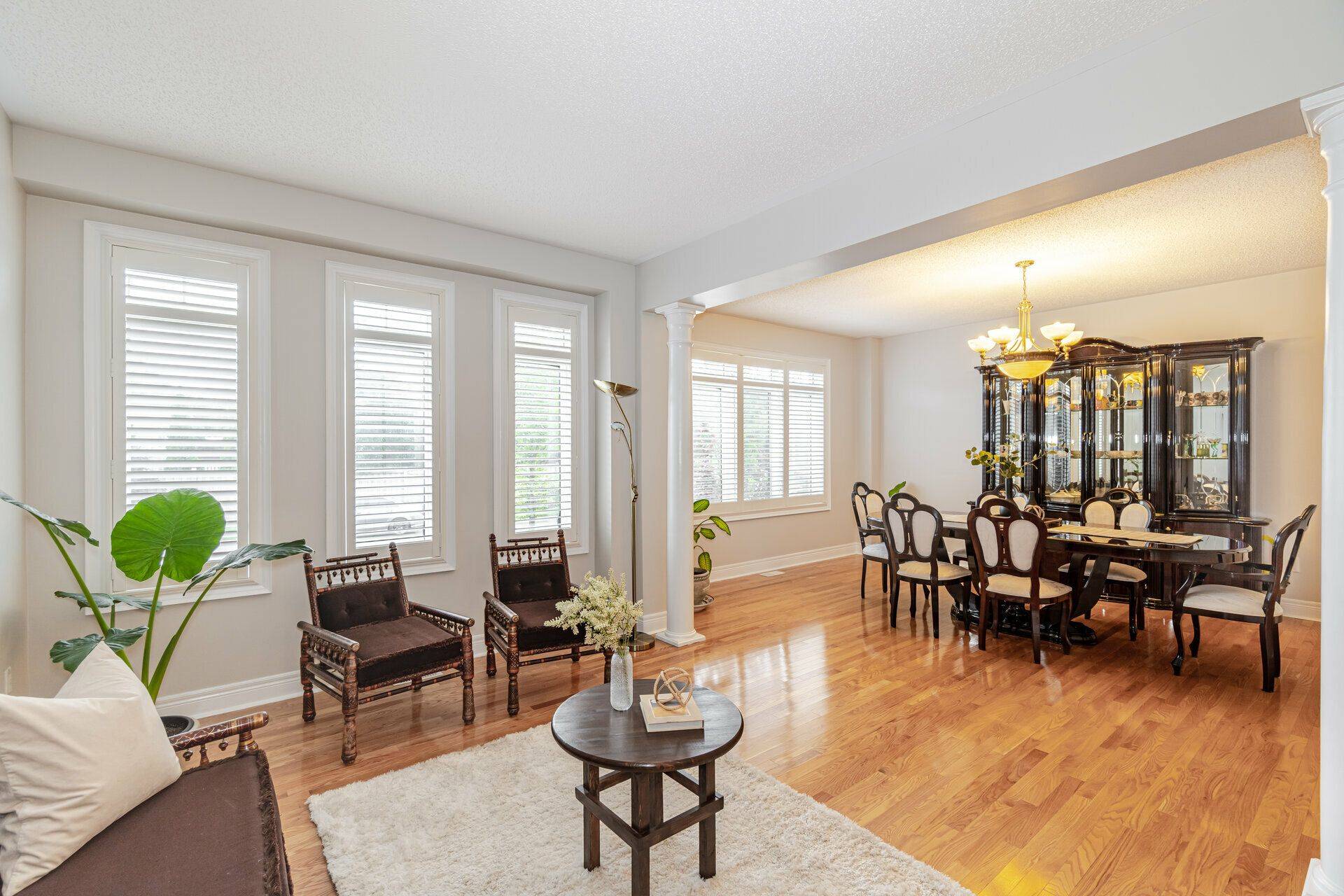 Brampton, ON L6Y 5K7,32 Radial ST