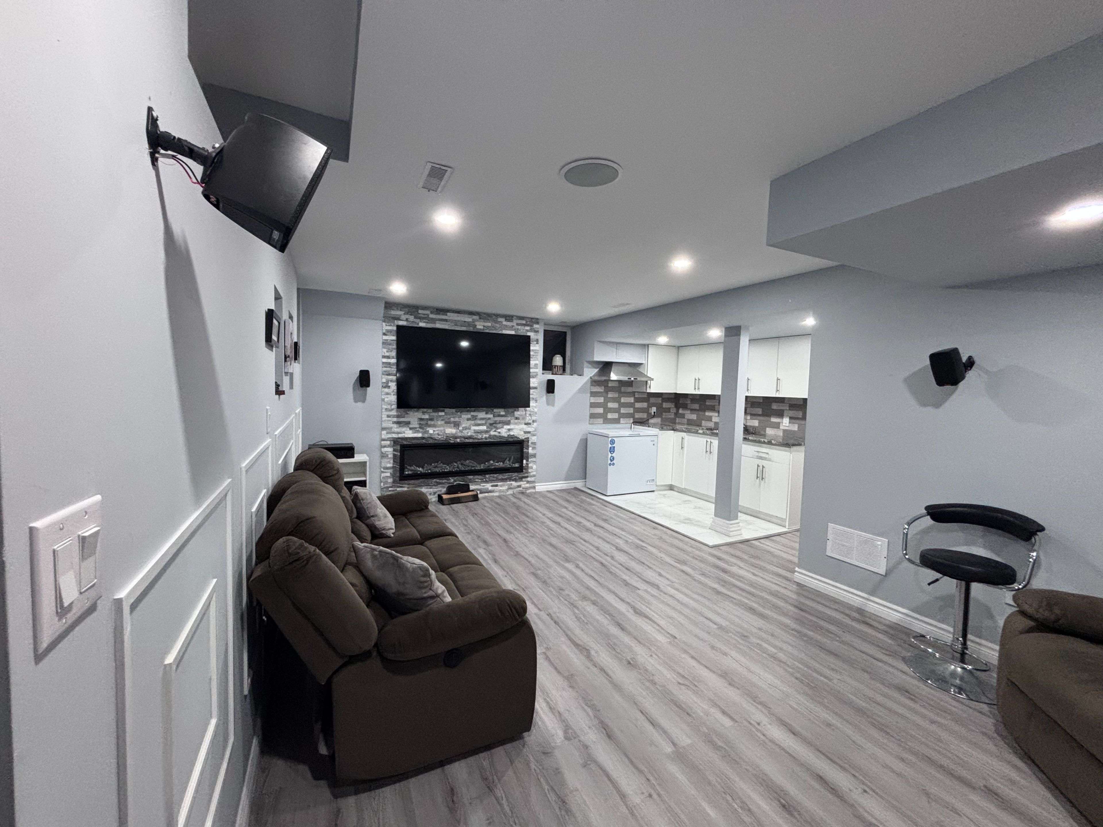 Burlington, ON L7M 0M9,4272 Murvel AVE #Lower