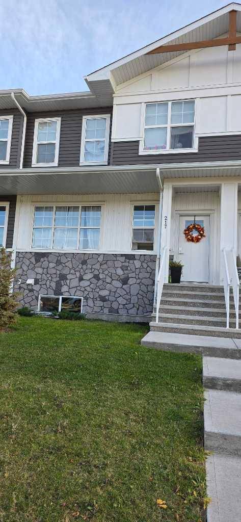 Chestermere, AB T1X 2R7,217 Dawson WAY