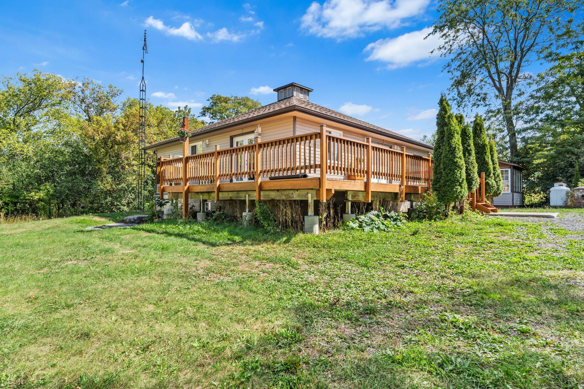 Tyendinaga, ON K0K 1X0,265 Belleville RD