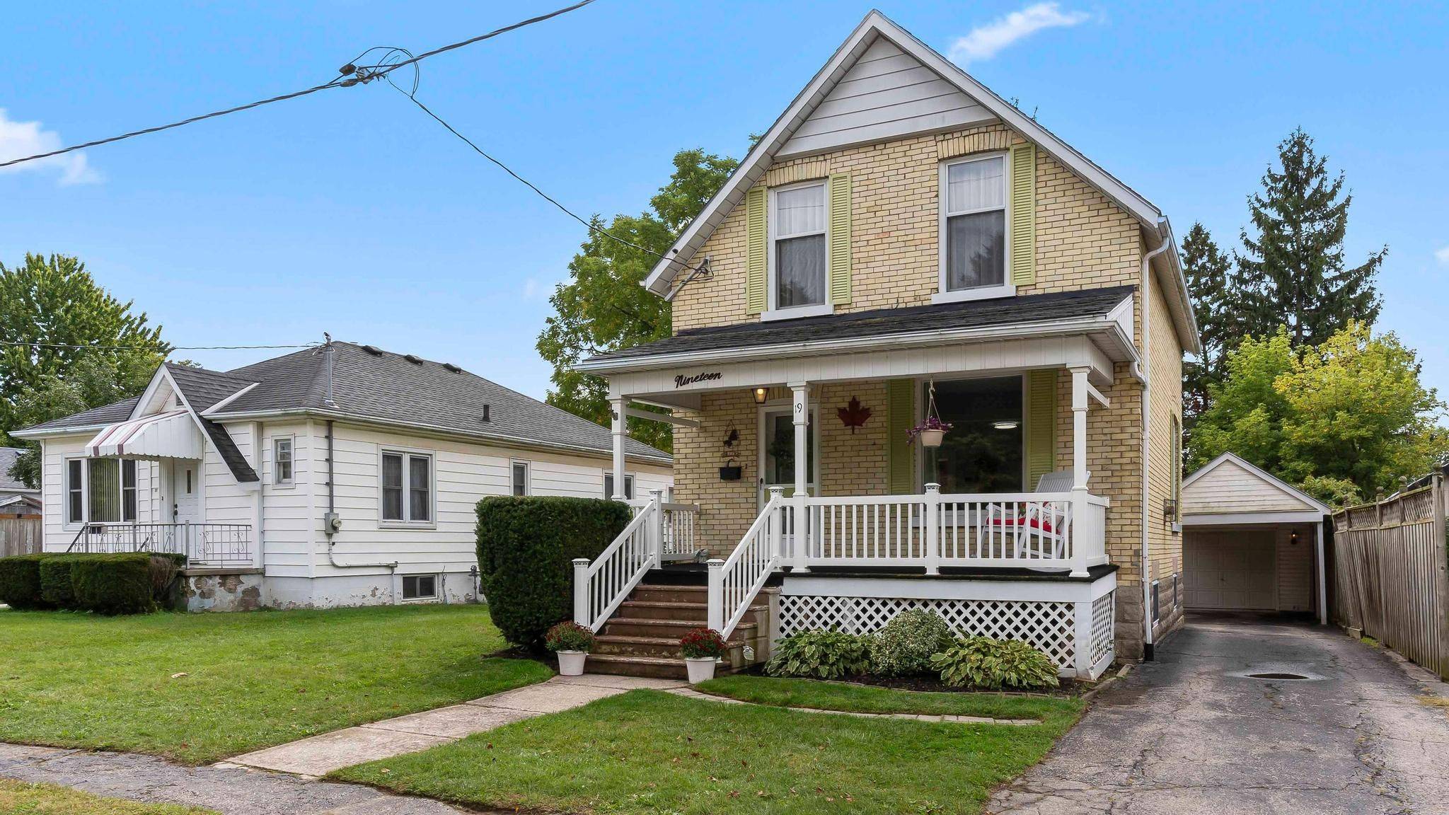 St. Thomas, ON N5R 1M4,19 CEDAR ST