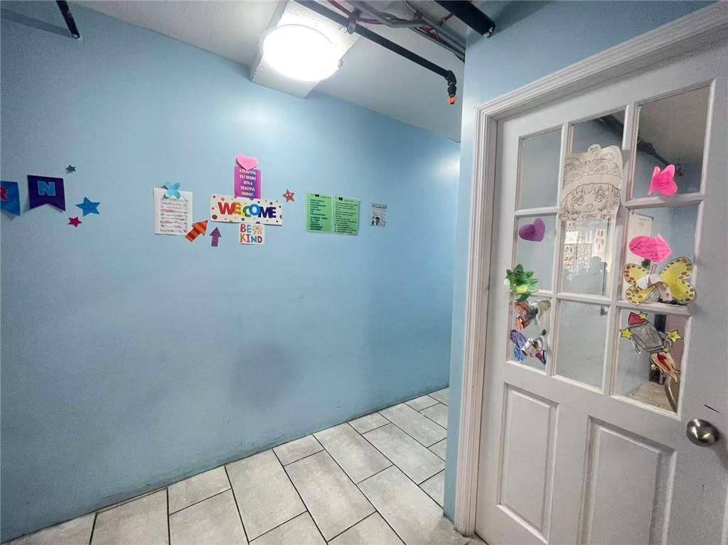 Brooklyn, NY 11220,867 53rd ST #6