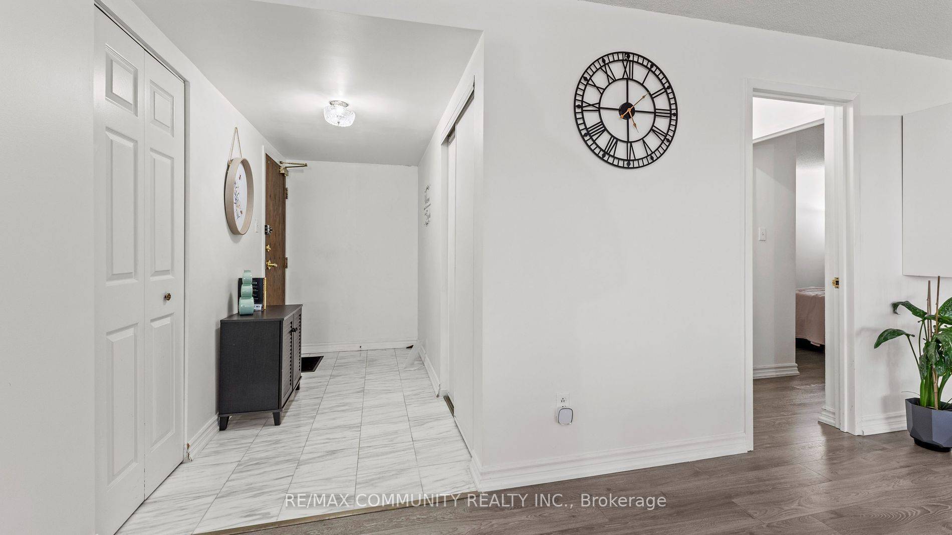 Markham, ON L3P 7N7,2 Raymerville DR #705