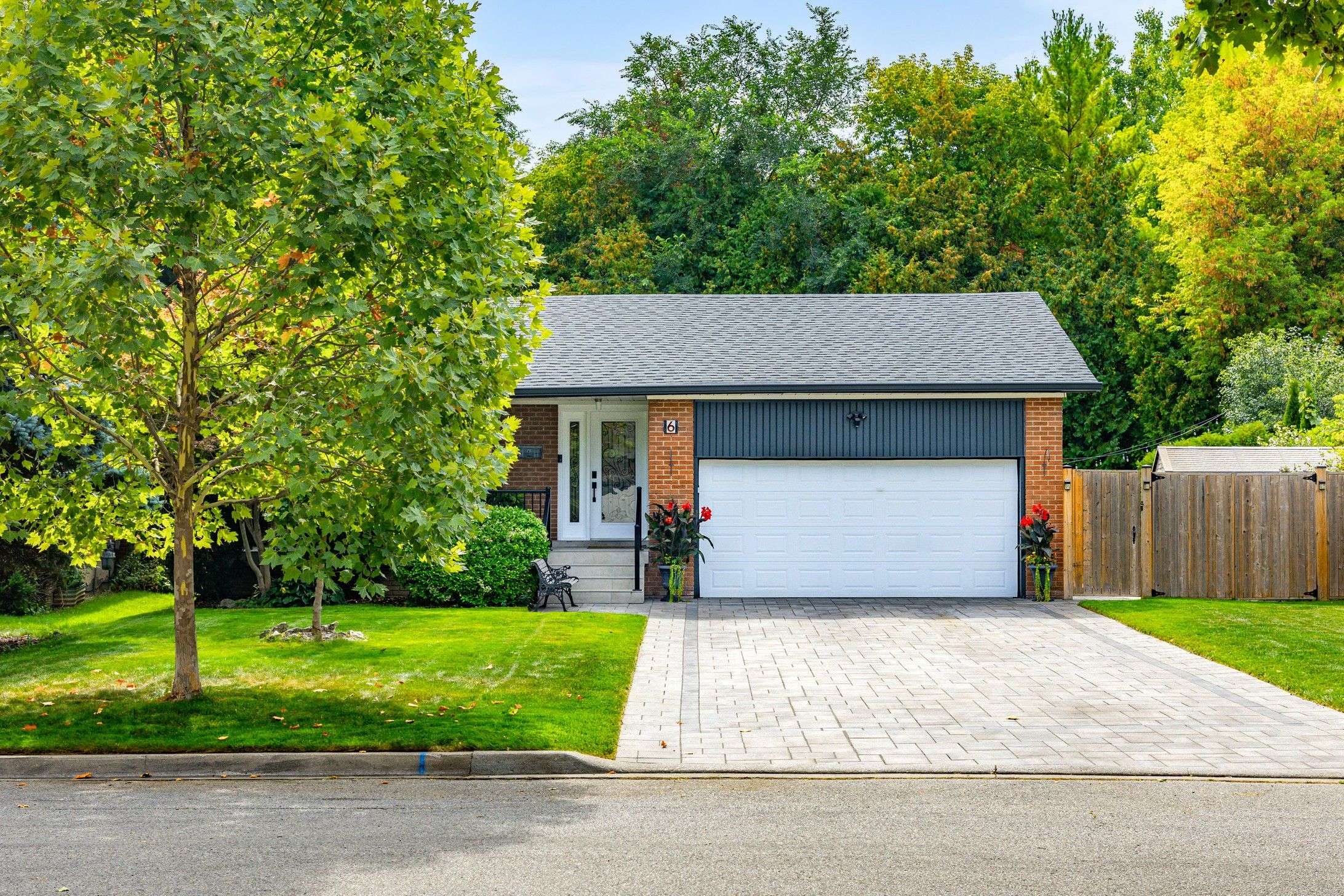 Markham, ON L3T 2Z7,6 Coral Harbour CRES