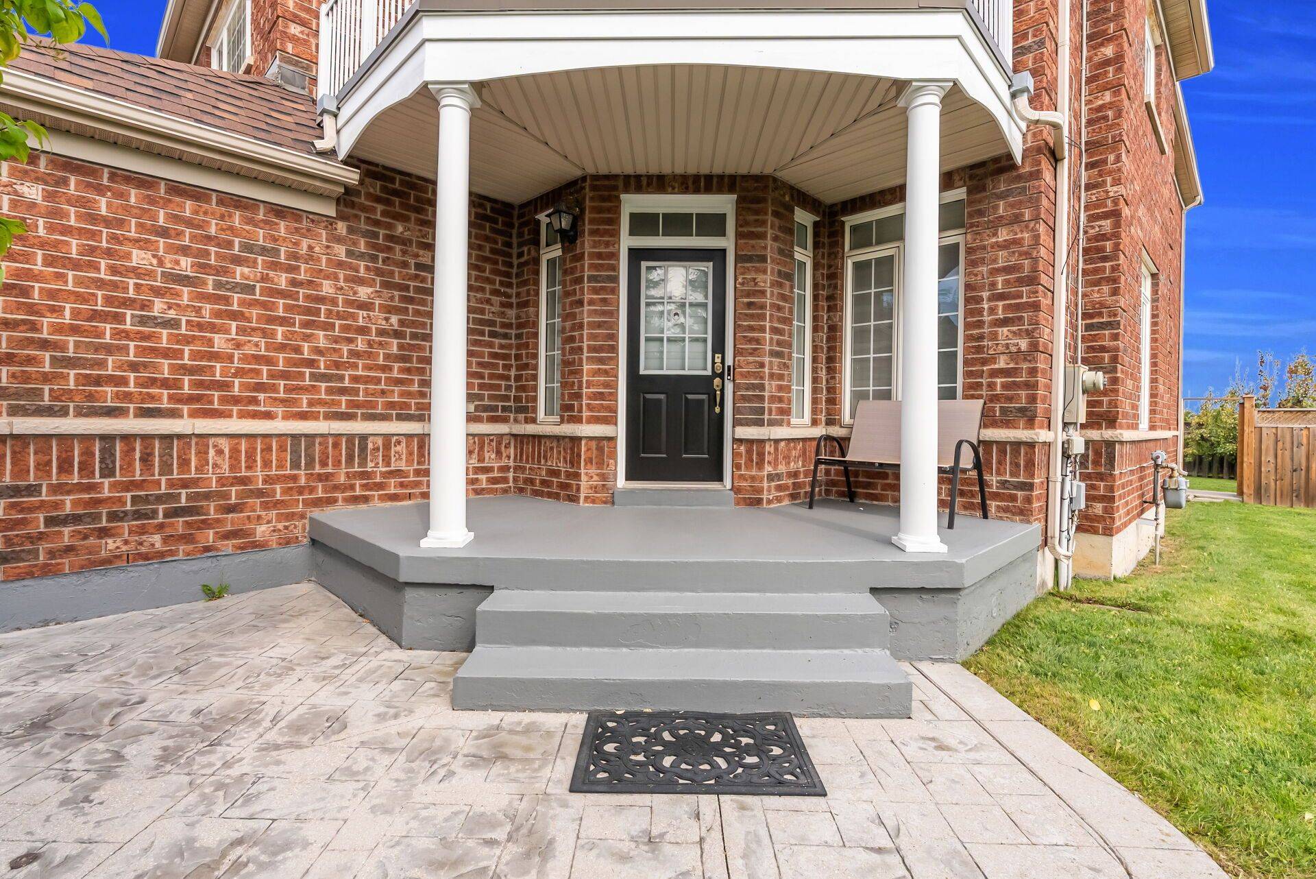 Mississauga, ON L5M 7R1,4839 Marble Arch Mews