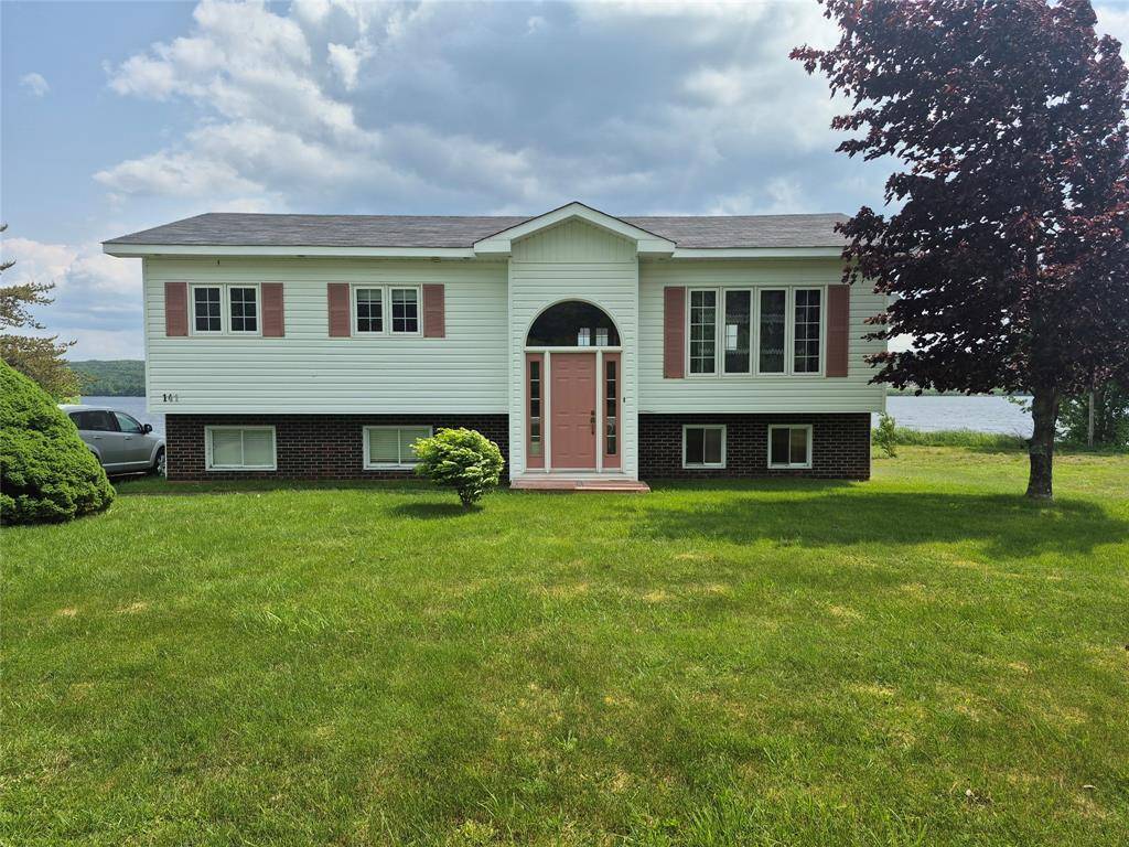 Norris Arm North, NL A0G 3A0,141 Main Street