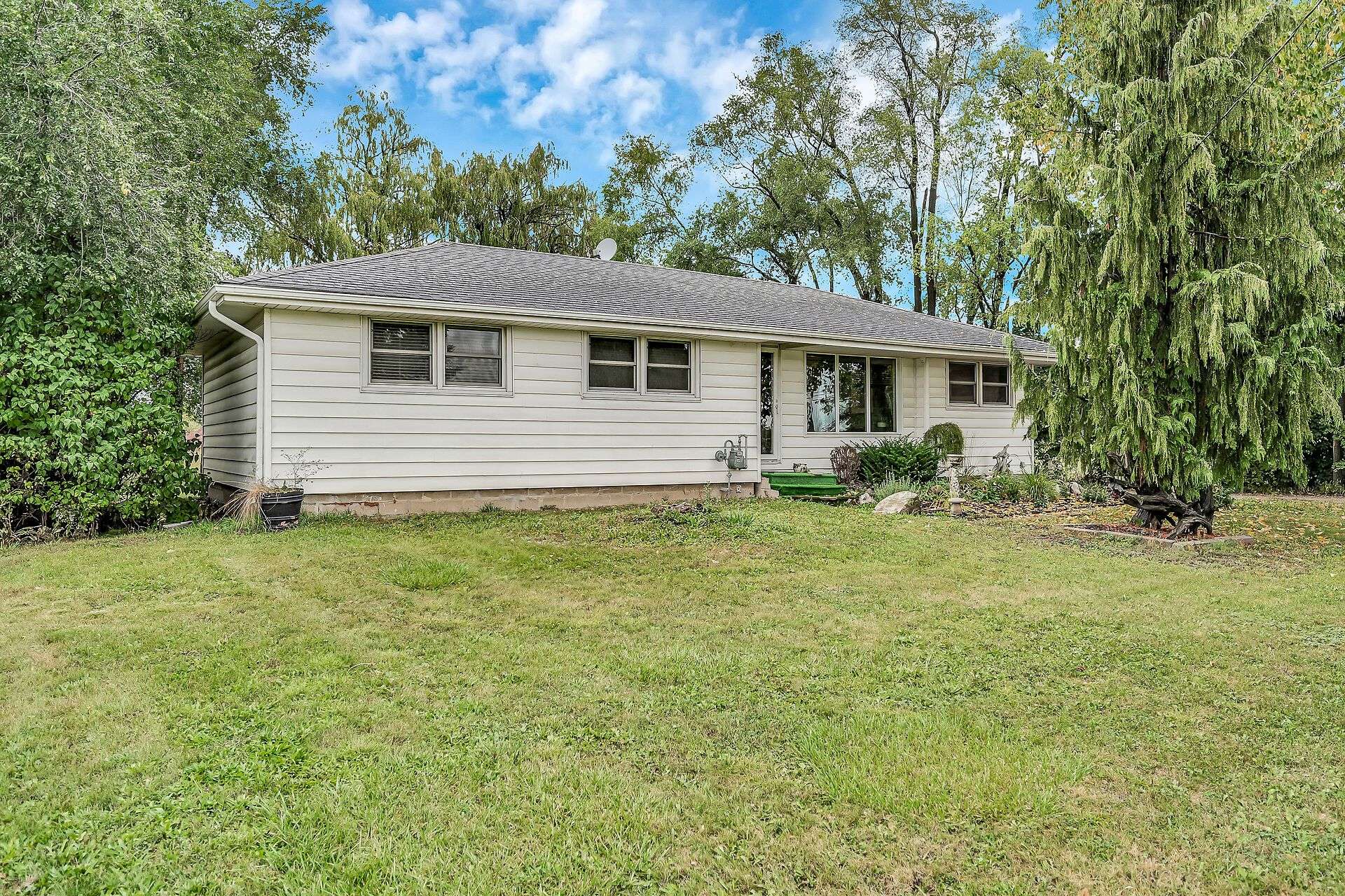 Haldimand, ON N0A 1H0,4539 Highway 6 N/A