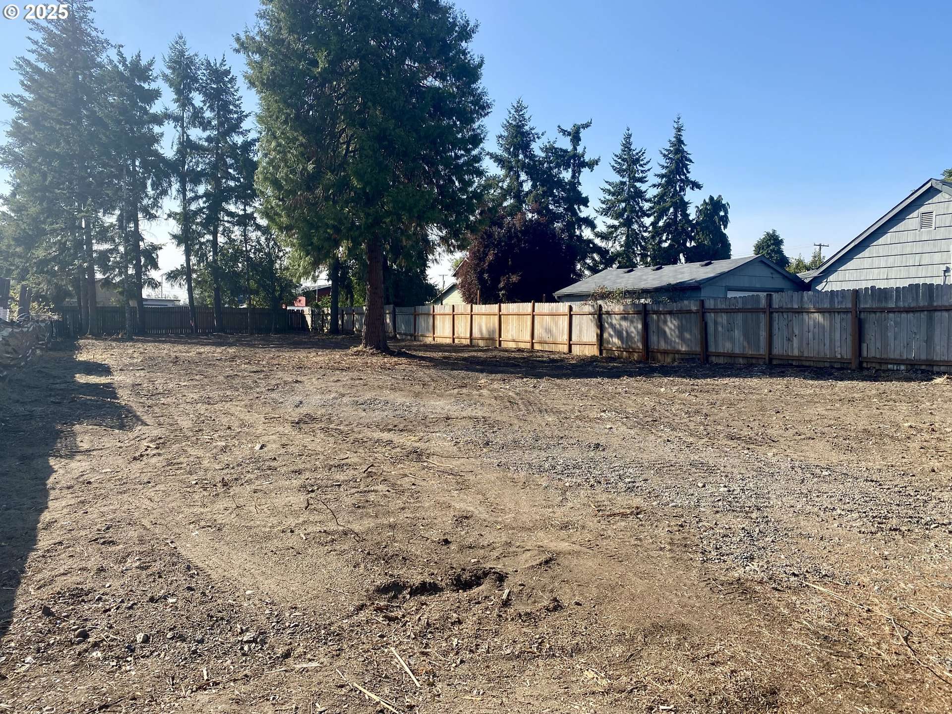 Springfield, OR 97478,540 39TH ST