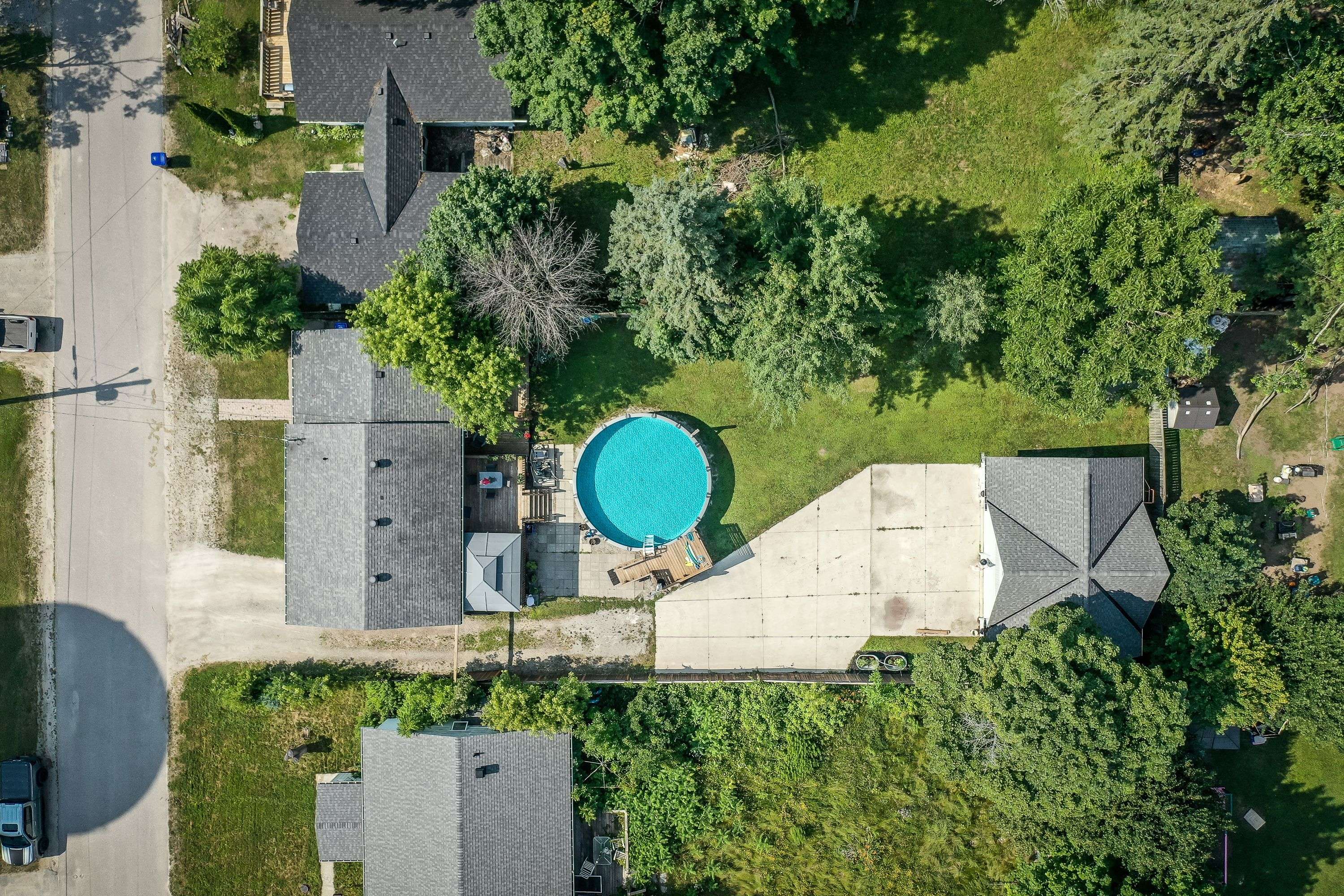 Tay, ON L0K 2A0,200 Jephson ST