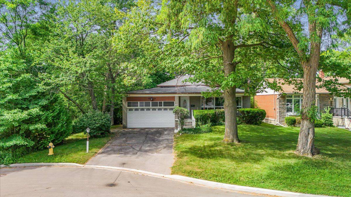 Toronto C07, ON M2R 1B3,354 Betty Ann DR