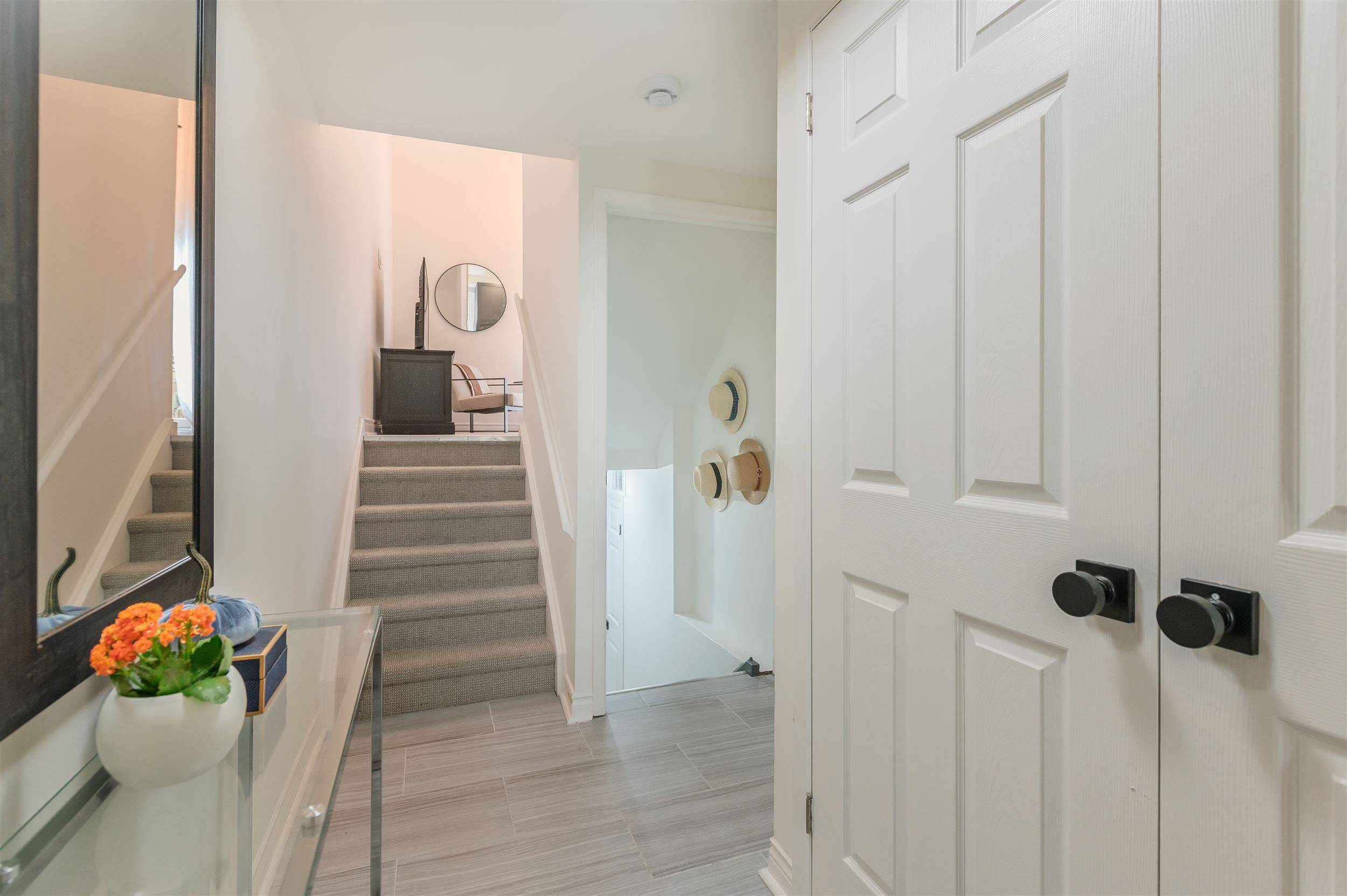 Toronto E08, ON M1M 3M9,21 Rockwood DR #2