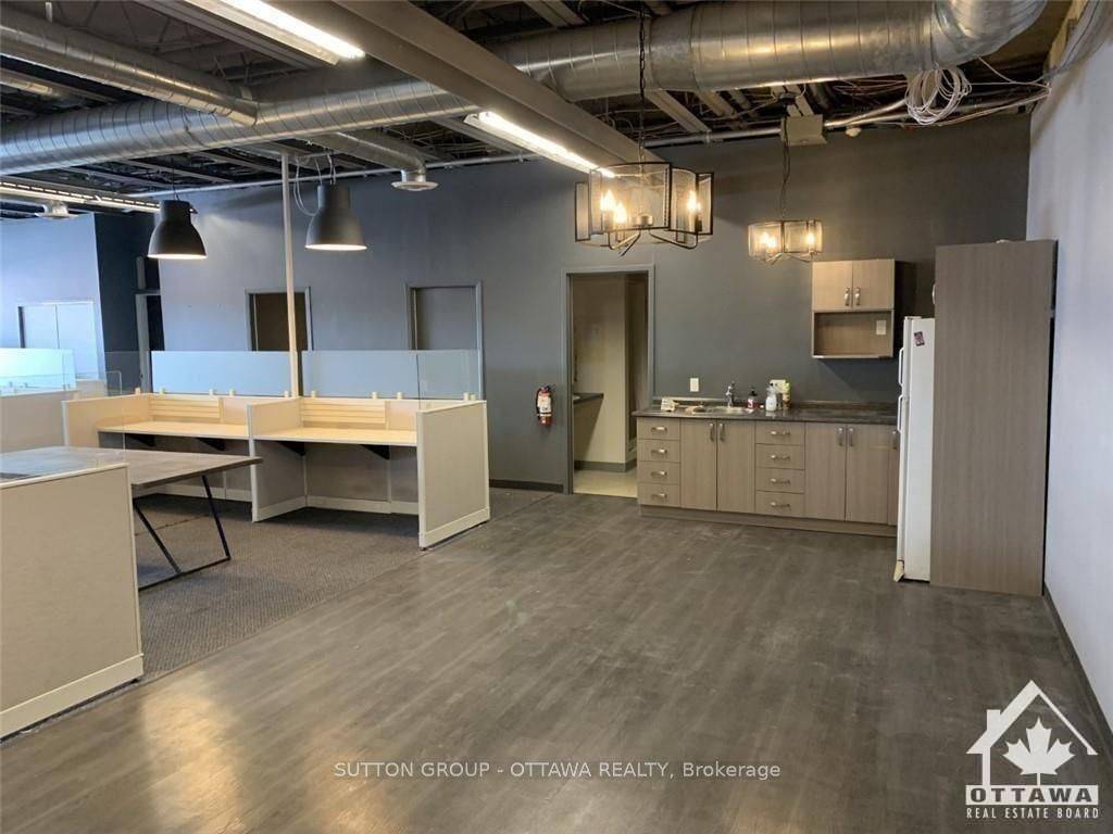 West Centre Town, ON K1Y 2Y1,981 Wellington ST #201