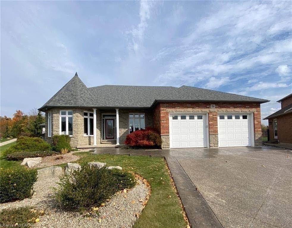 Hamilton, ON L0R 1W0,34 Penfold CT