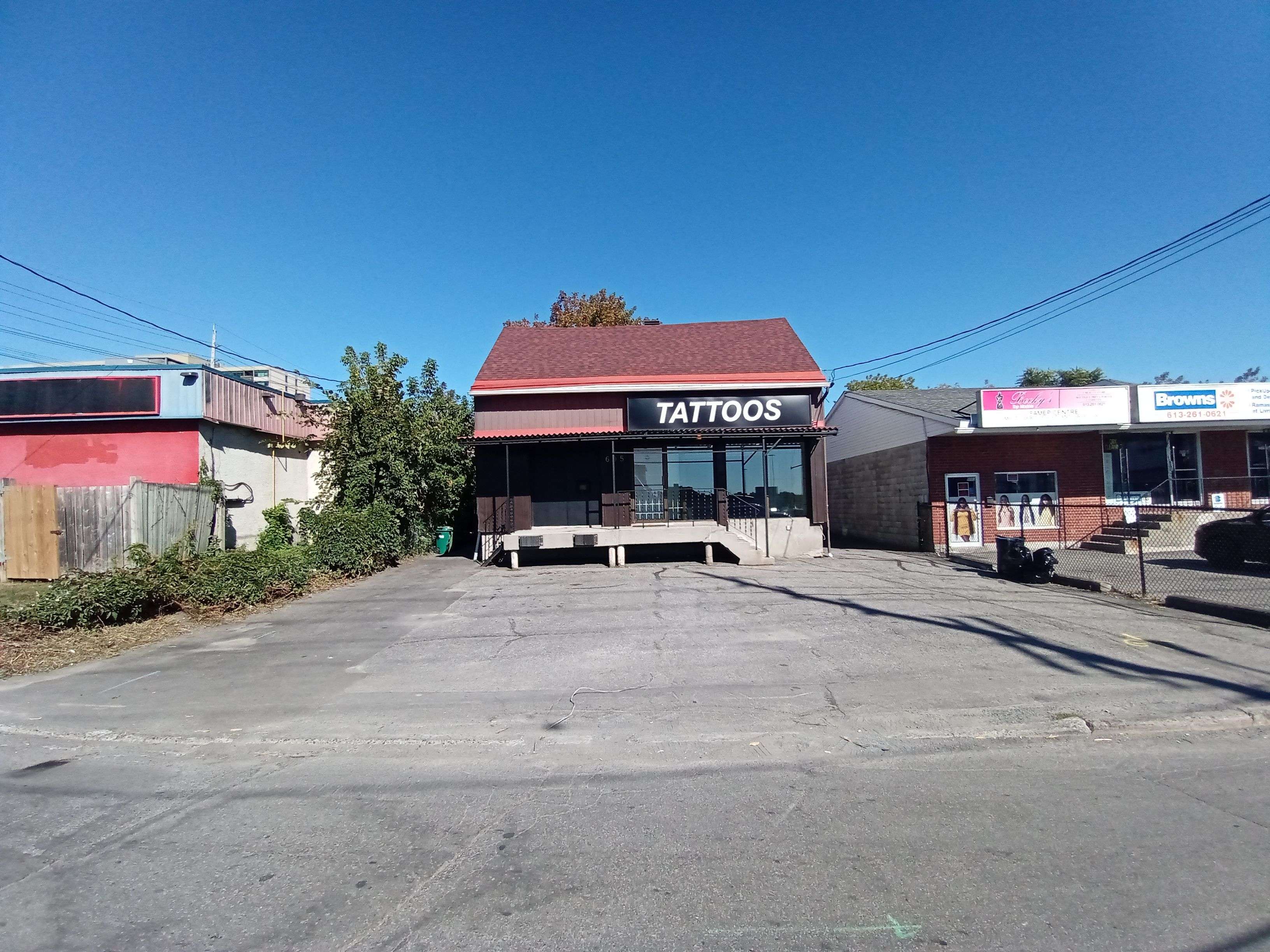 Overbrook - Castleheights And Area, ON K1K 2N8,605 Center ST