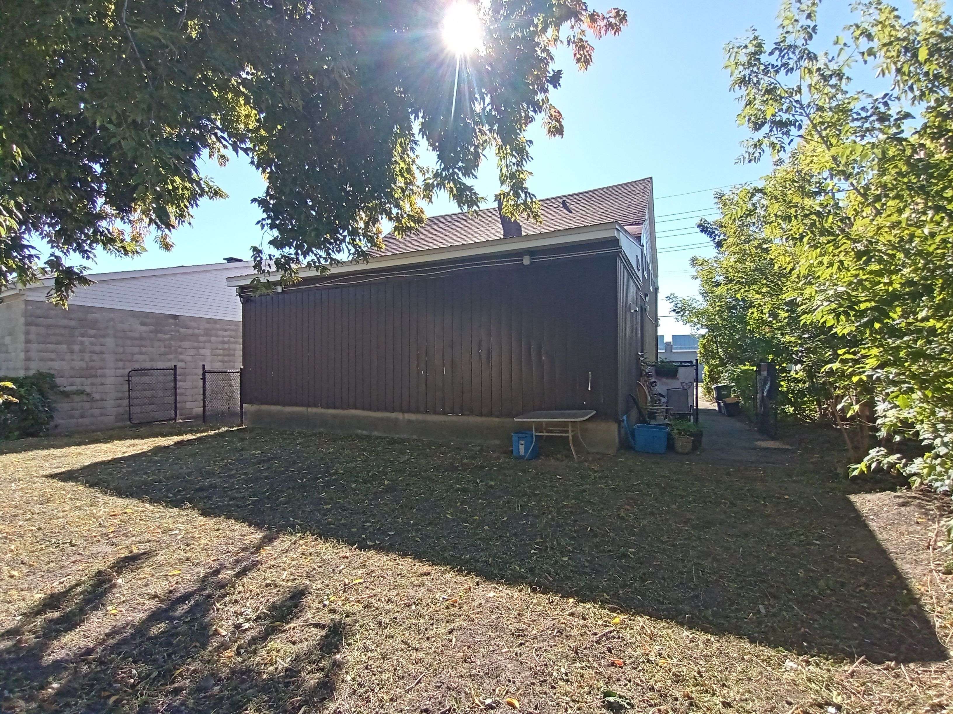 Overbrook - Castleheights And Area, ON K1K 2N8,605 Center ST