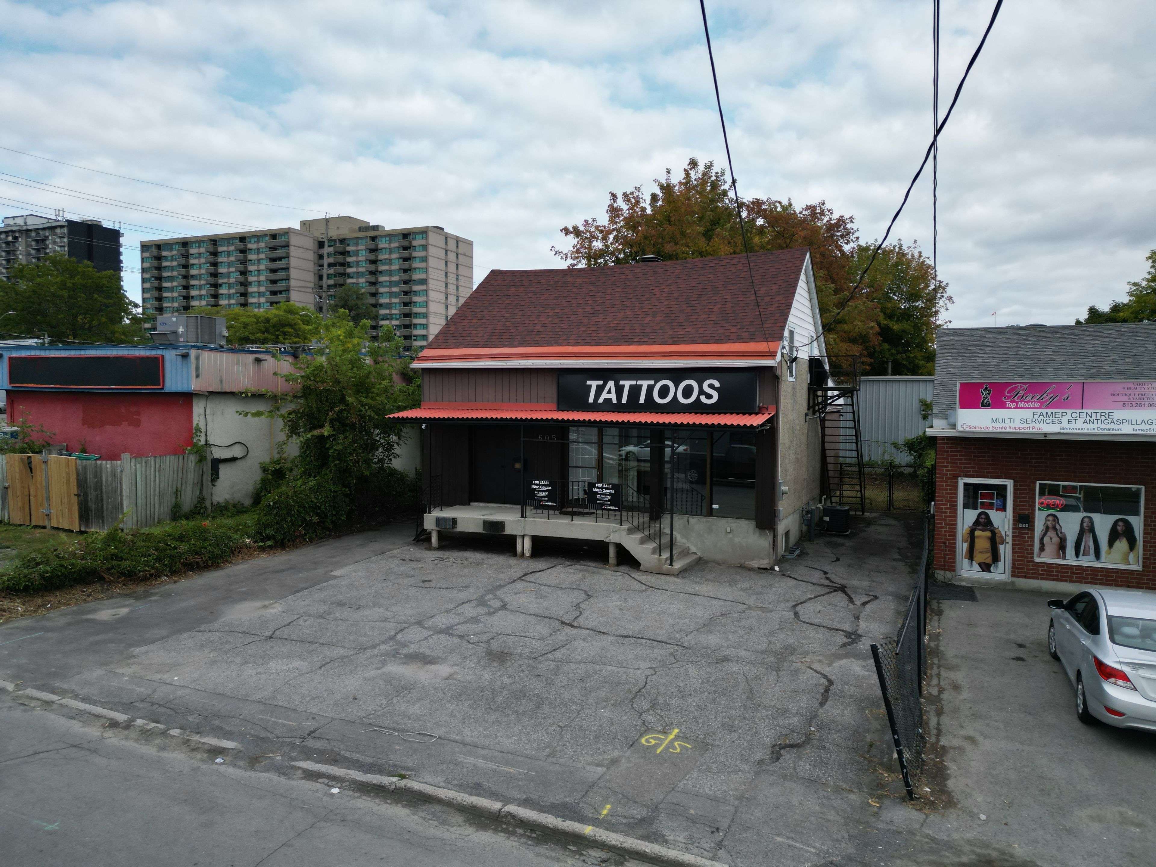 Overbrook - Castleheights And Area, ON K1K 2N8,605 Center ST