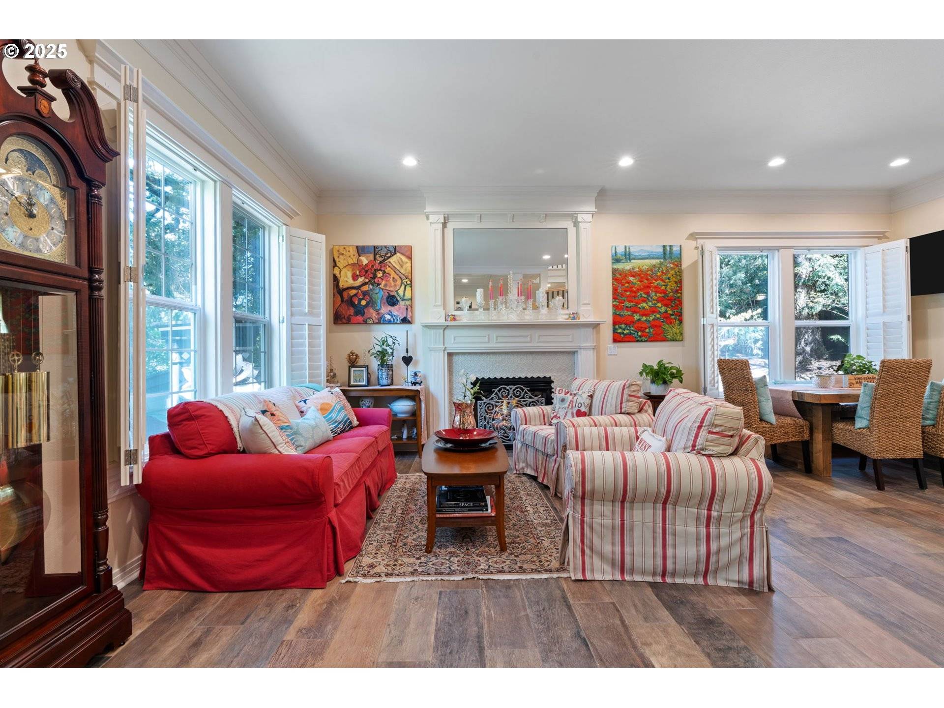 Lake Oswego, OR 97035,5037 PARKHILL ST