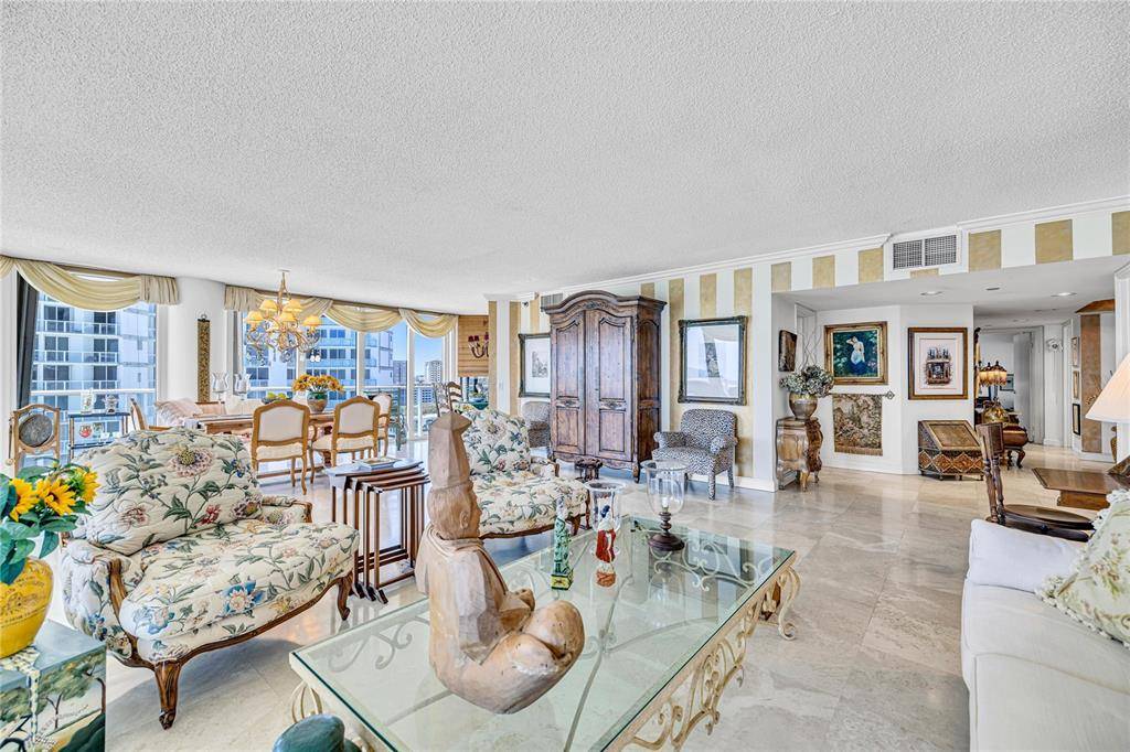 Sunny Isles Beach, FL 33160,16445 Collins Ave #1121