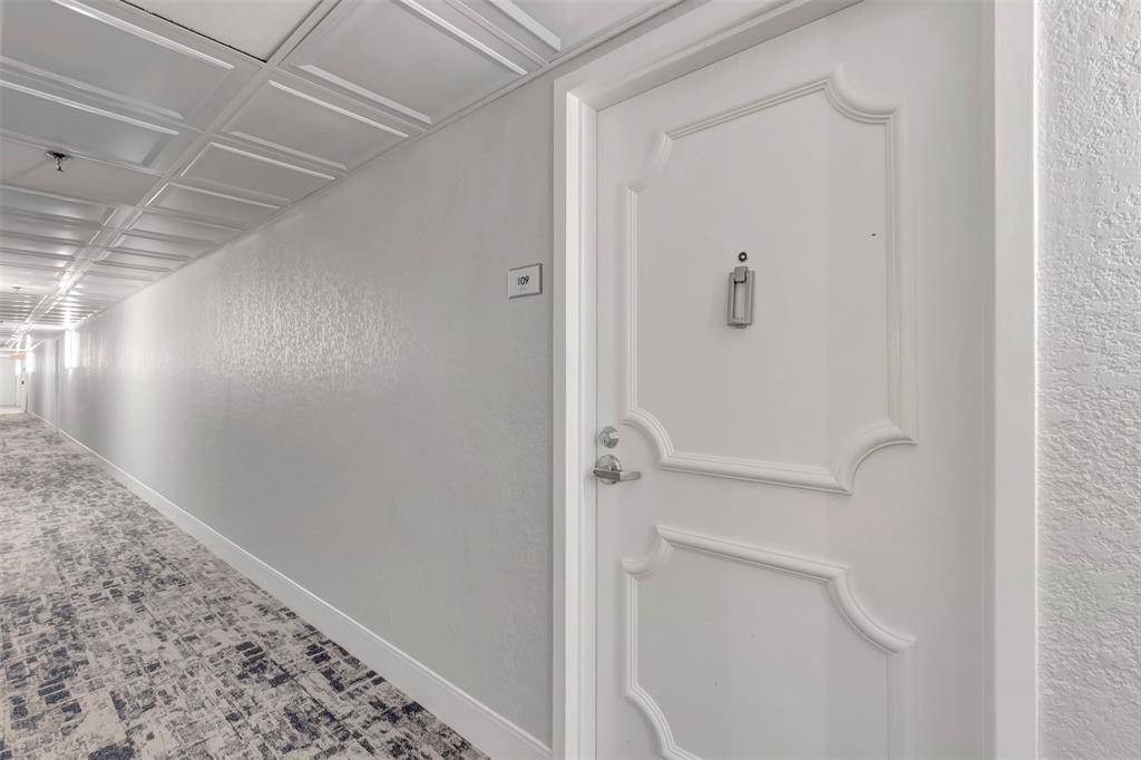 Boca Raton, FL 33487,899 Jeffery St #109