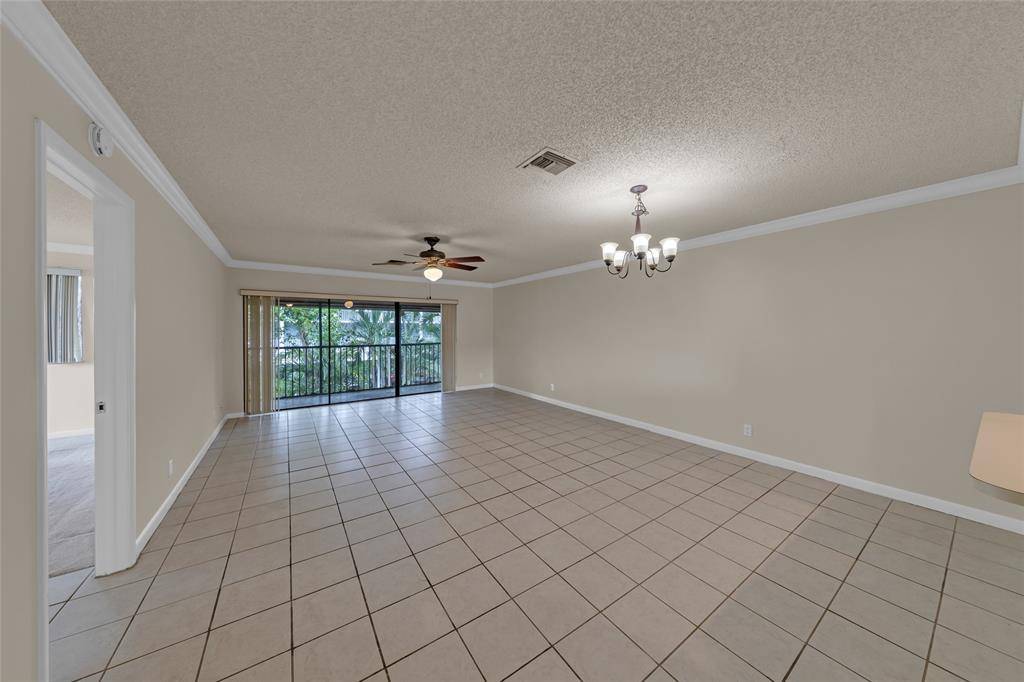 Deerfield Beach, FL 33441,120 SE 7th St #5