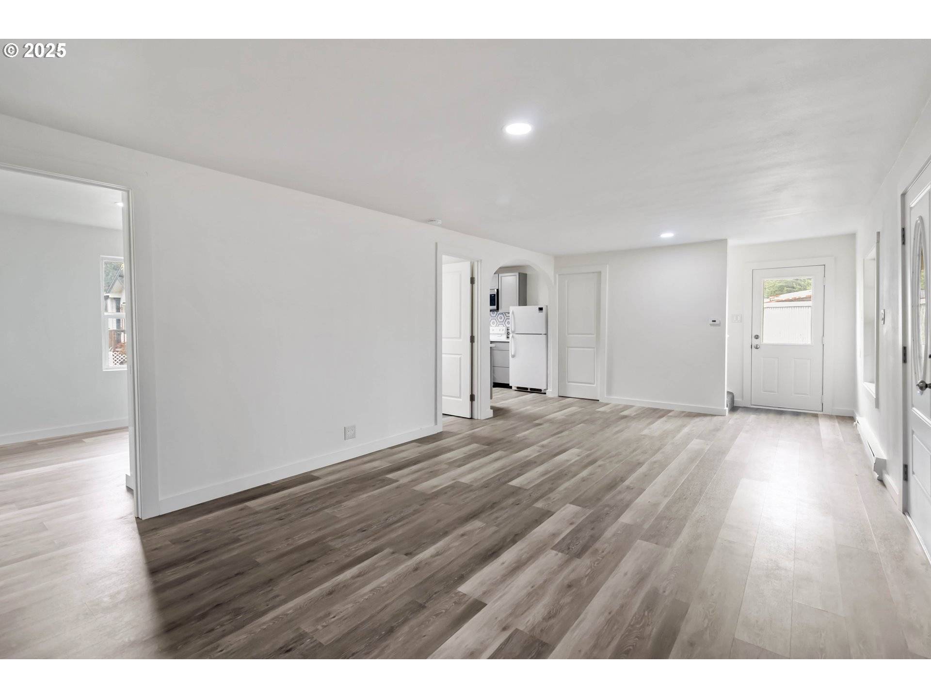 Castle Rock, WA 98611,611 NE PIONEER AVE