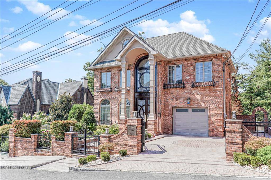 Staten Island, NY 10304,134 Ridge AVE