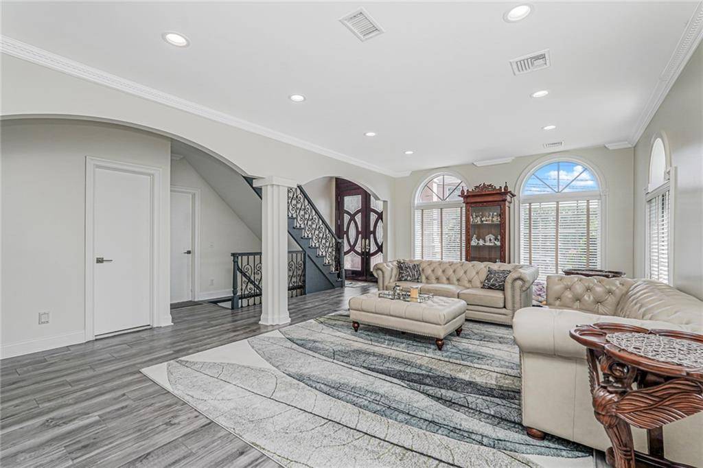 Staten Island, NY 10304,134 Ridge AVE