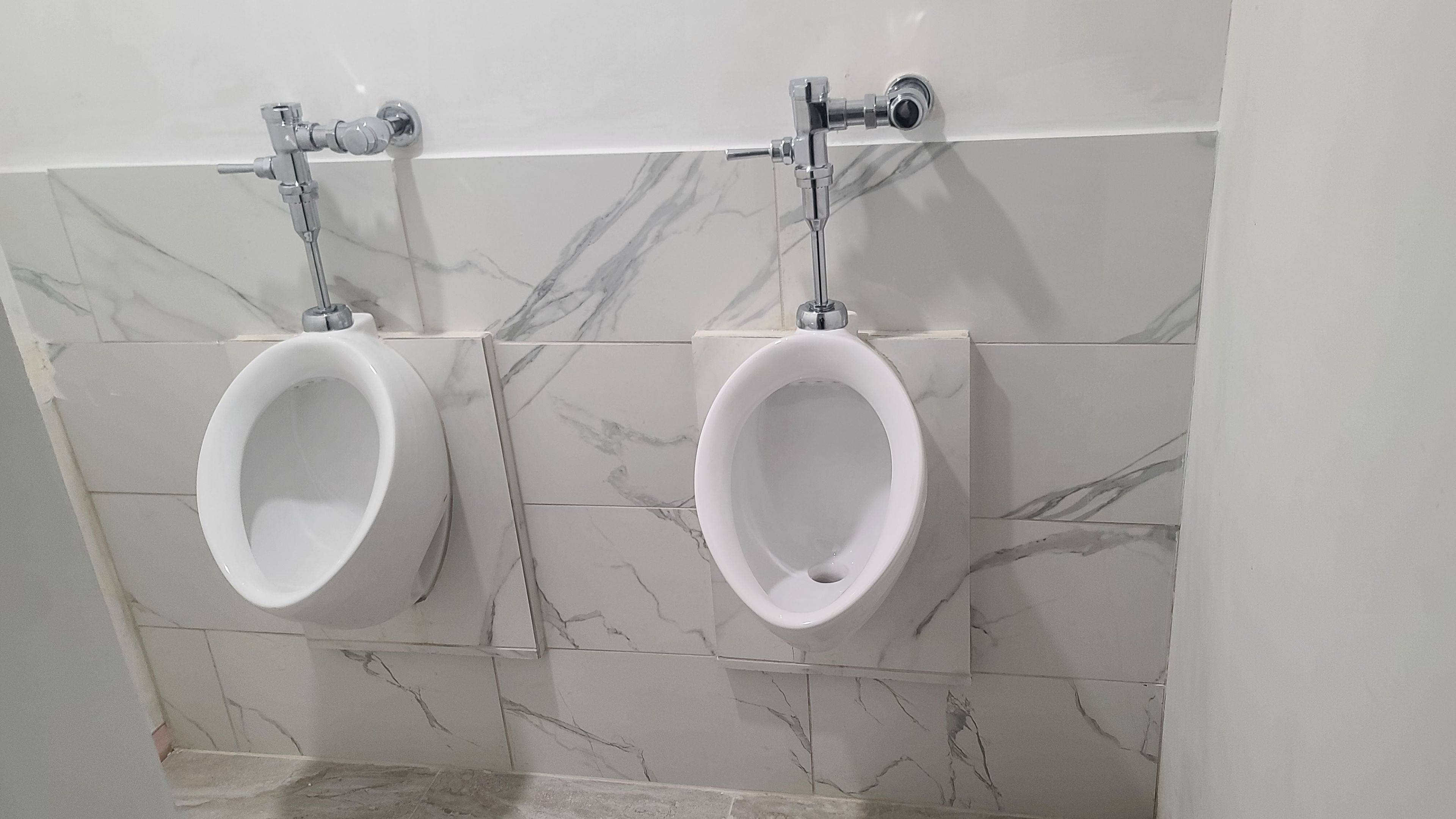 Toronto W05, ON M9M 2C8,2400 Finch AVE W #5