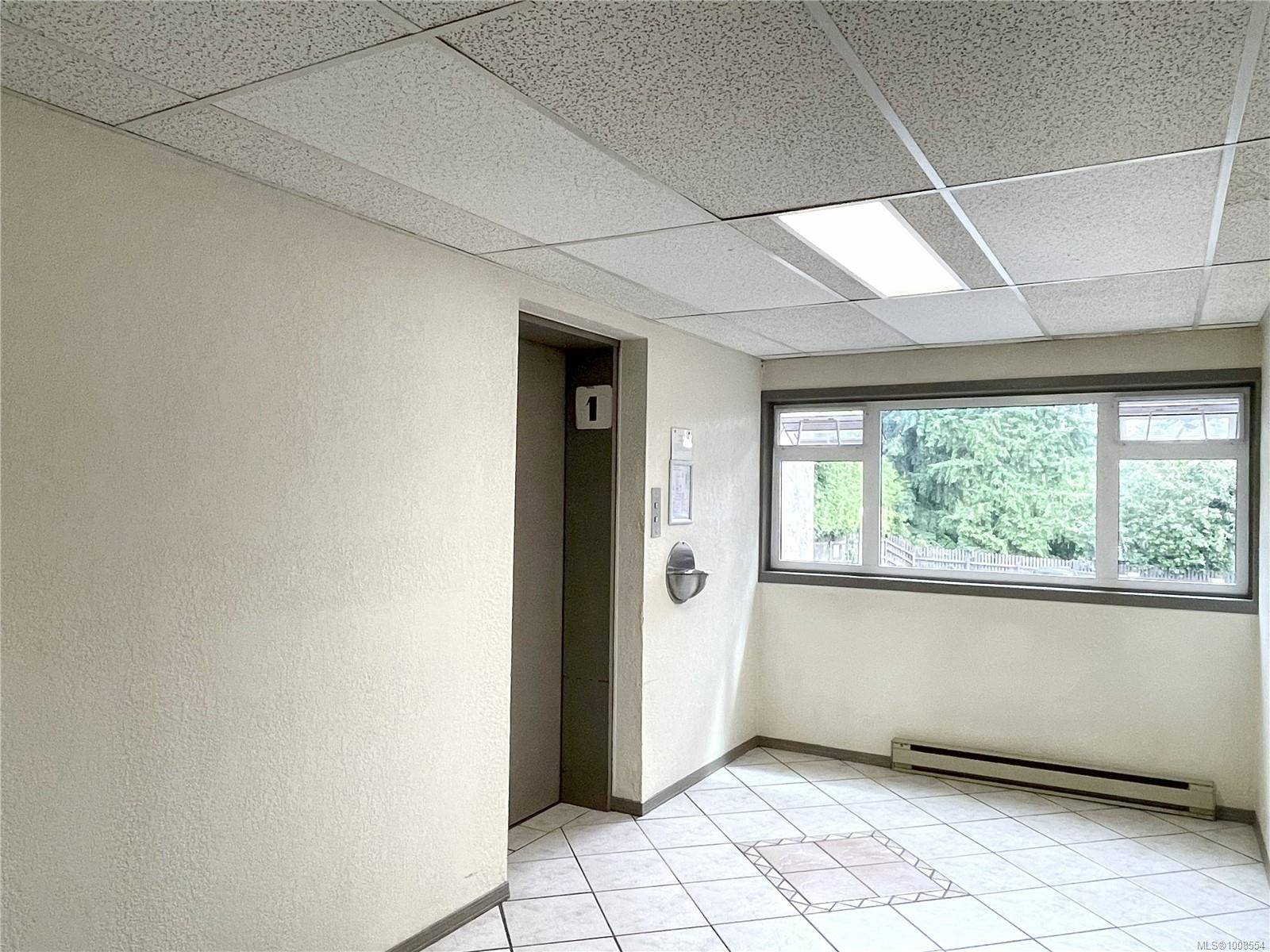 Nanaimo, BC V9S 5N4,550 Bradley St #105