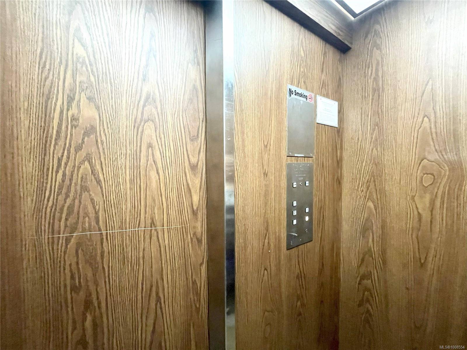 Nanaimo, BC V9S 5N4,550 Bradley St #105