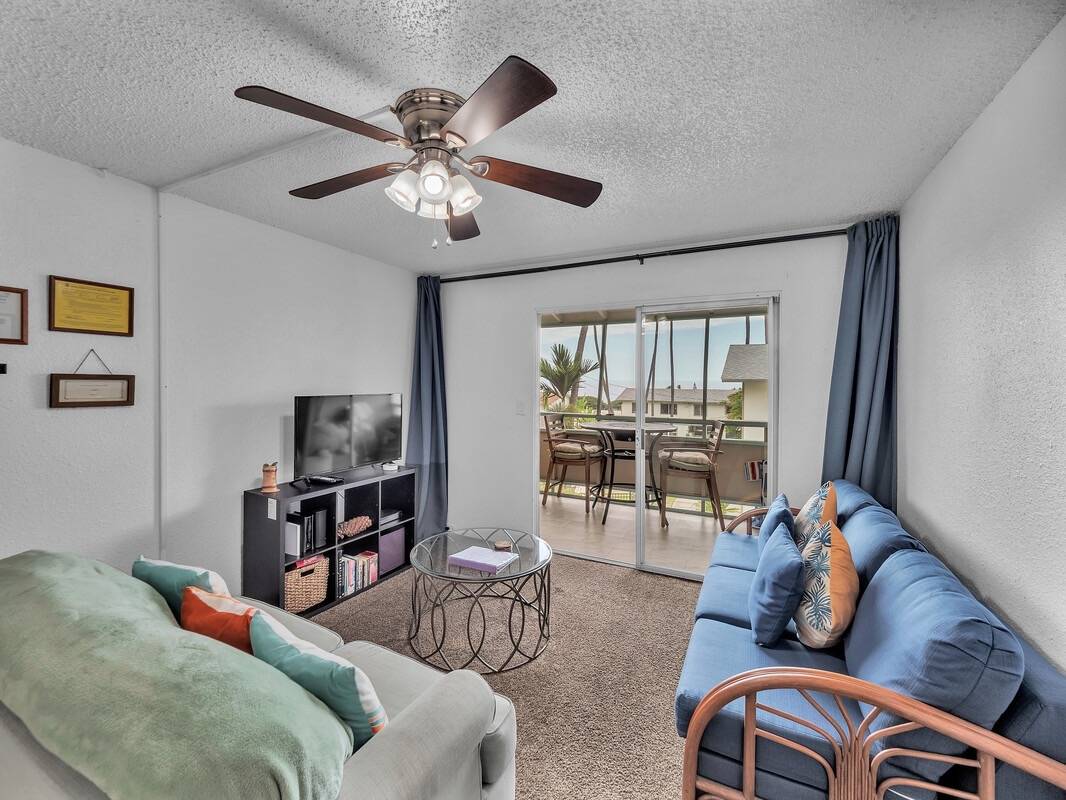 Kailua-kona, HI 96740,74-5618 PALANI RD #L8