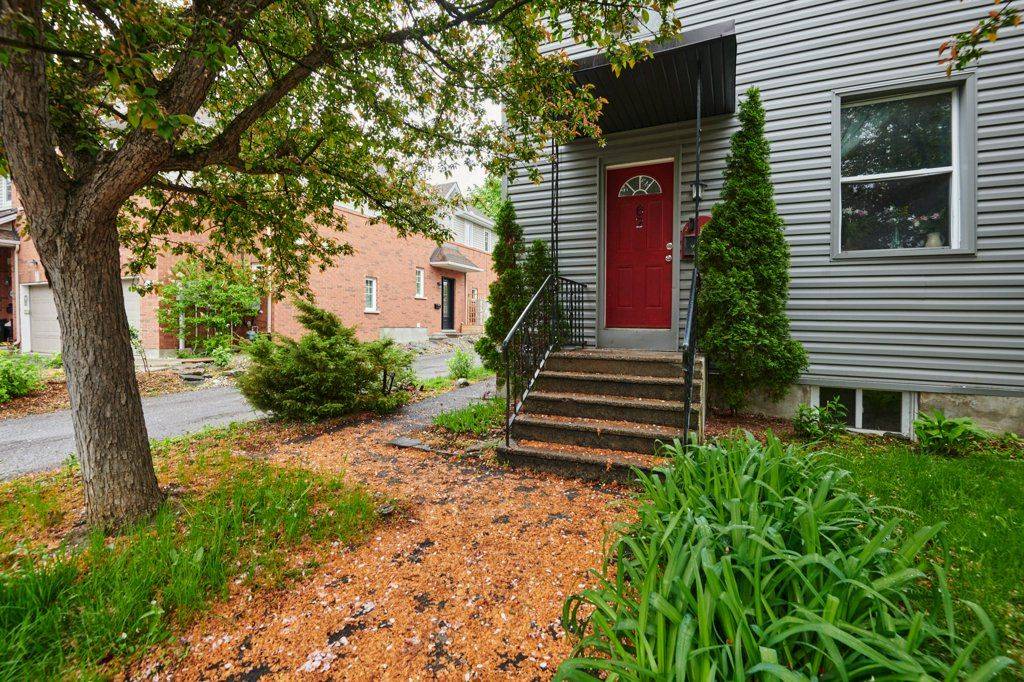 West Centre Town, ON K1Y 3E2,62 Laurel ST