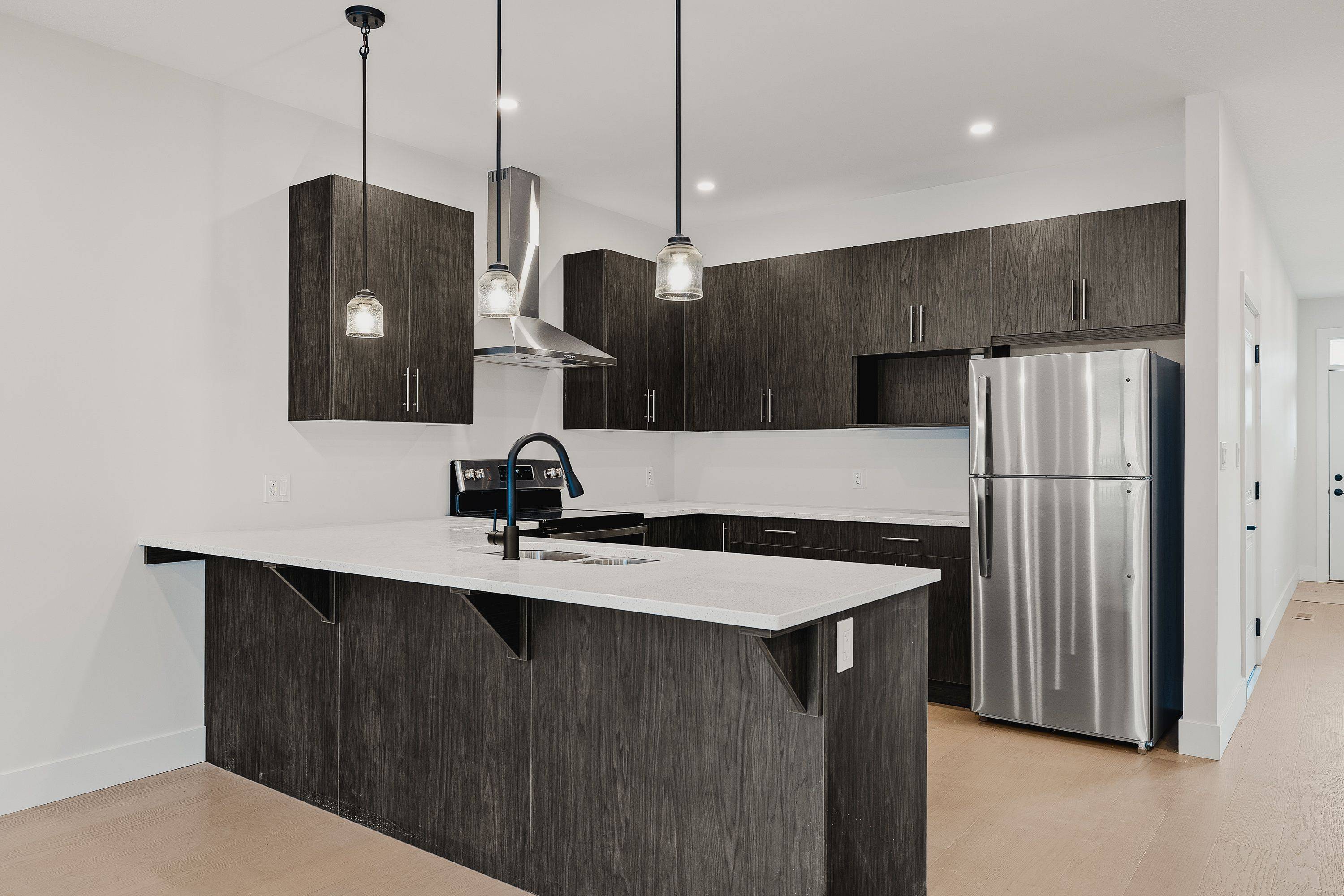 Norwich, ON N0J 1P0,12 Washington ST #203