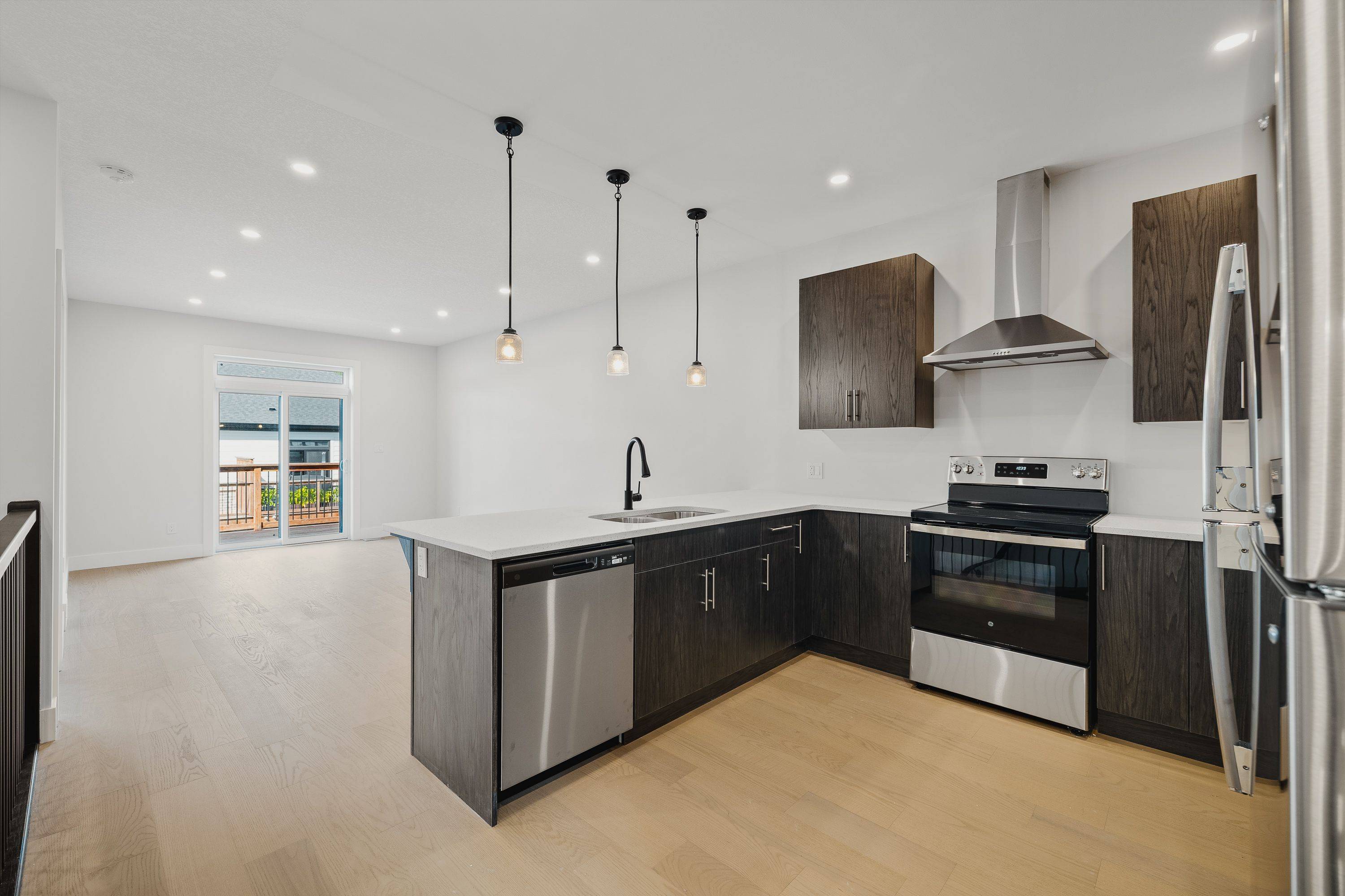 Norwich, ON N0J 1P0,12 Washington ST #203