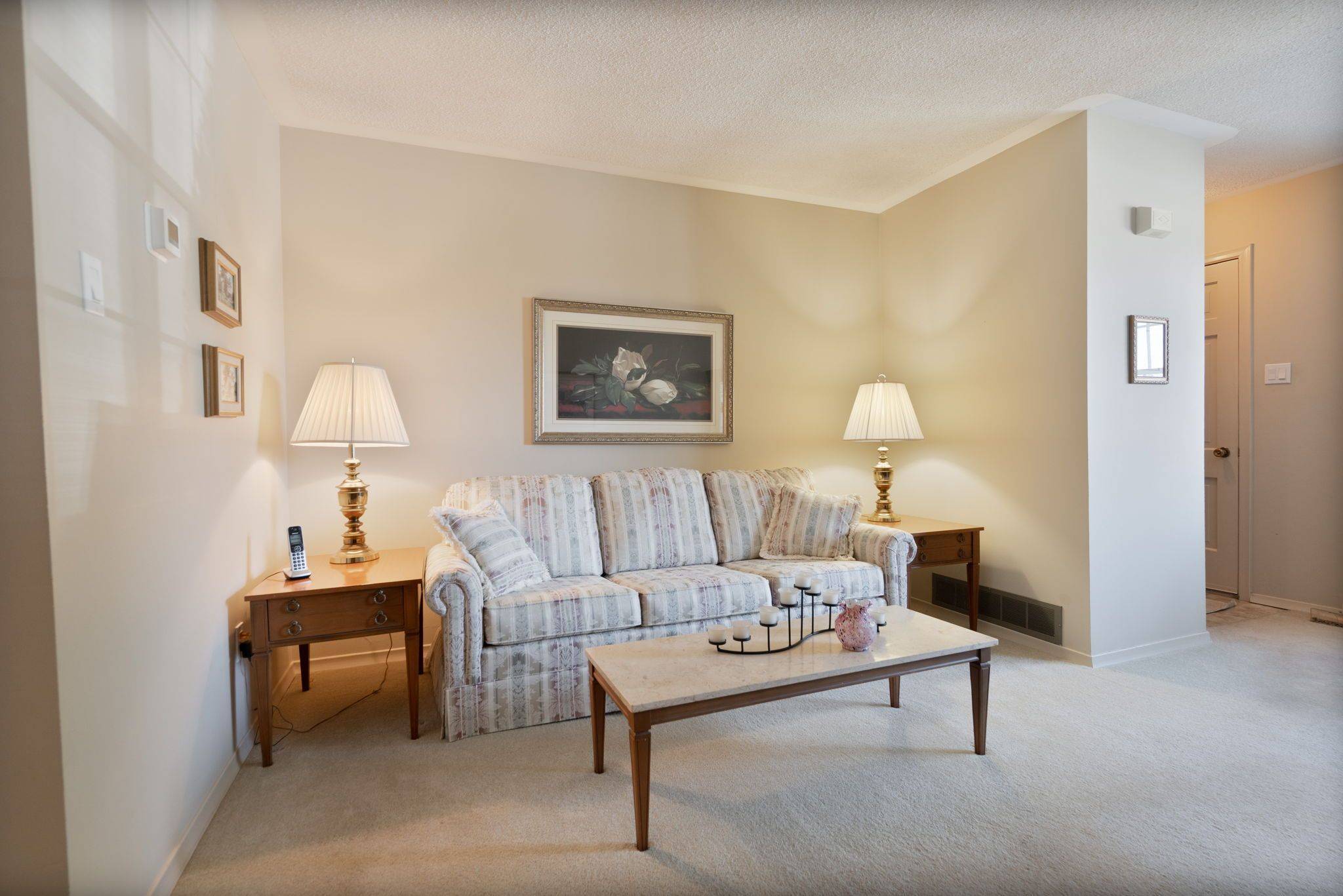 Strathroy-caradoc, ON N7G 3N1,456 Maple ST