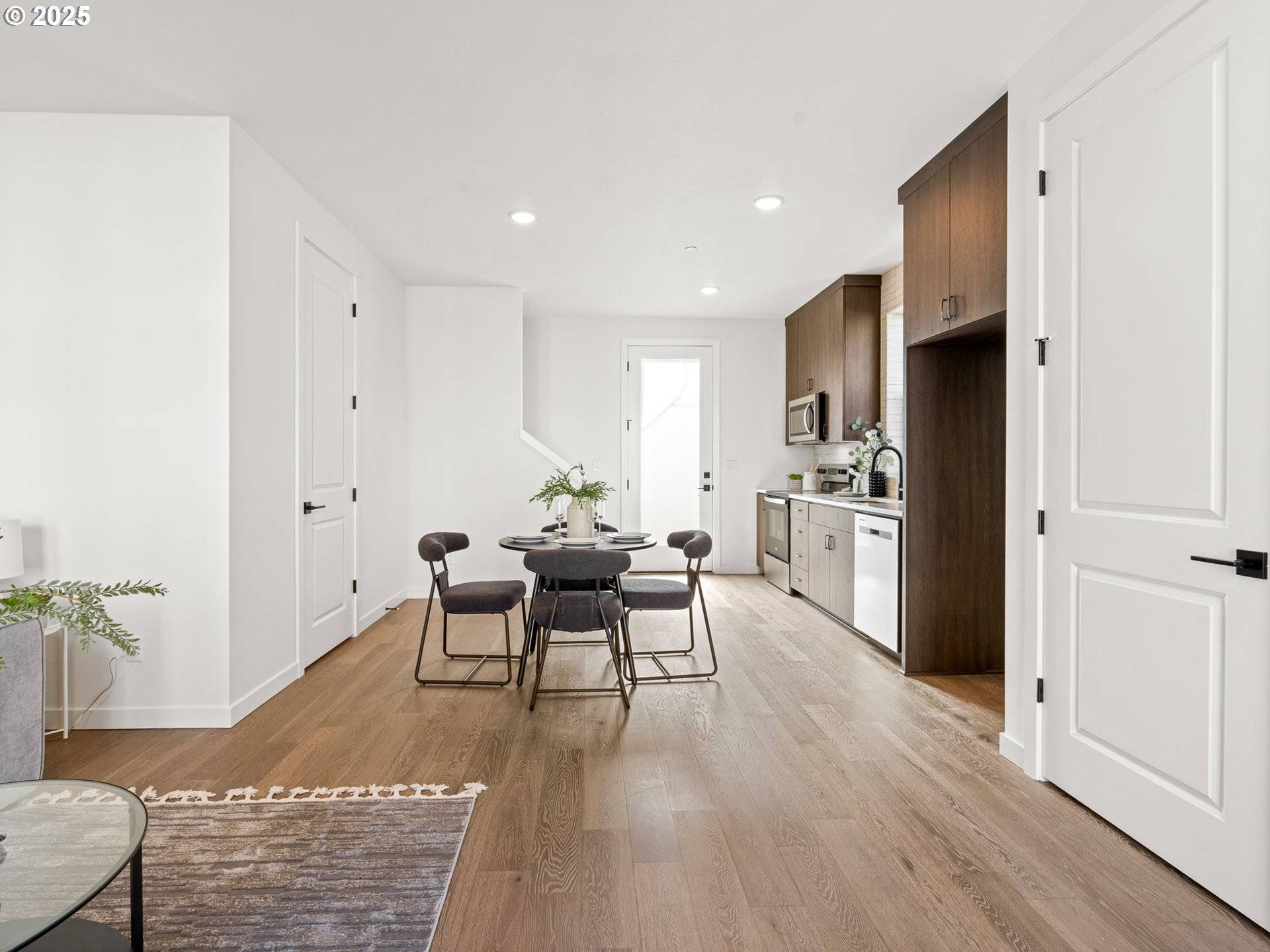 Portland, OR 97266,3282 SE 115th AVE