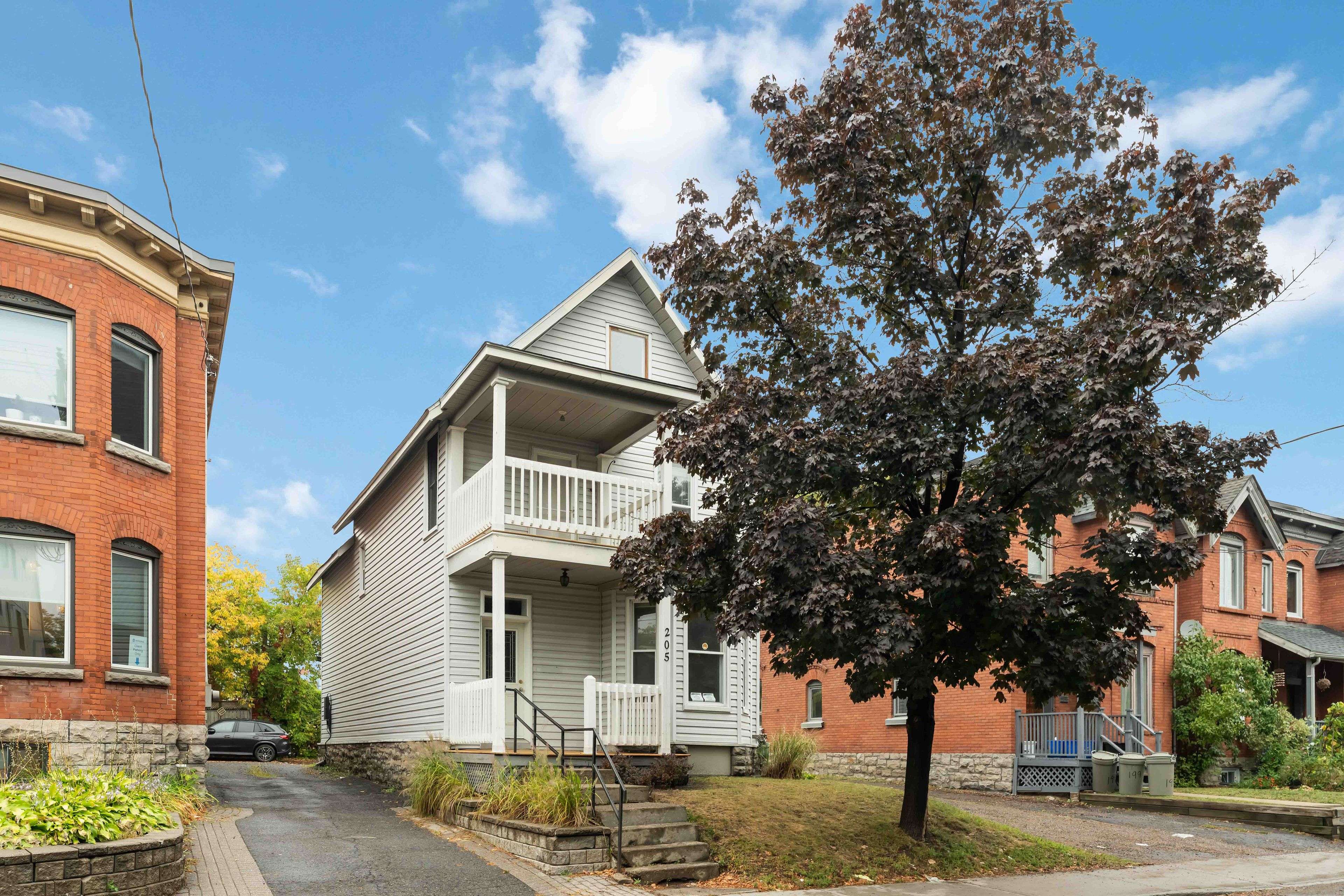 Glebe - Ottawa East And Area, ON K1S 1X1,205 Pretoria AVE